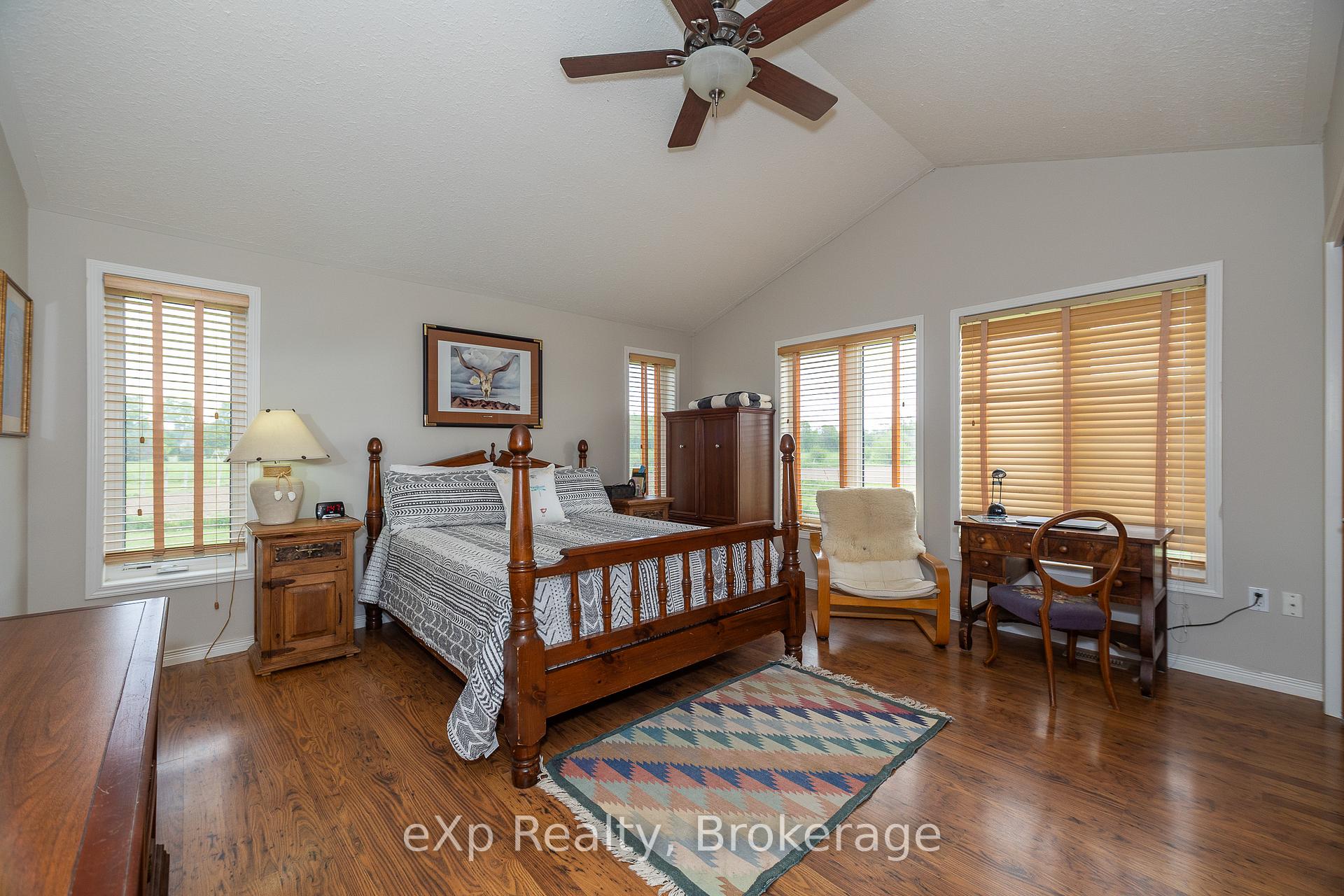 Photo 12 of 46304 Old Mail Road, Meaford — HOMEH