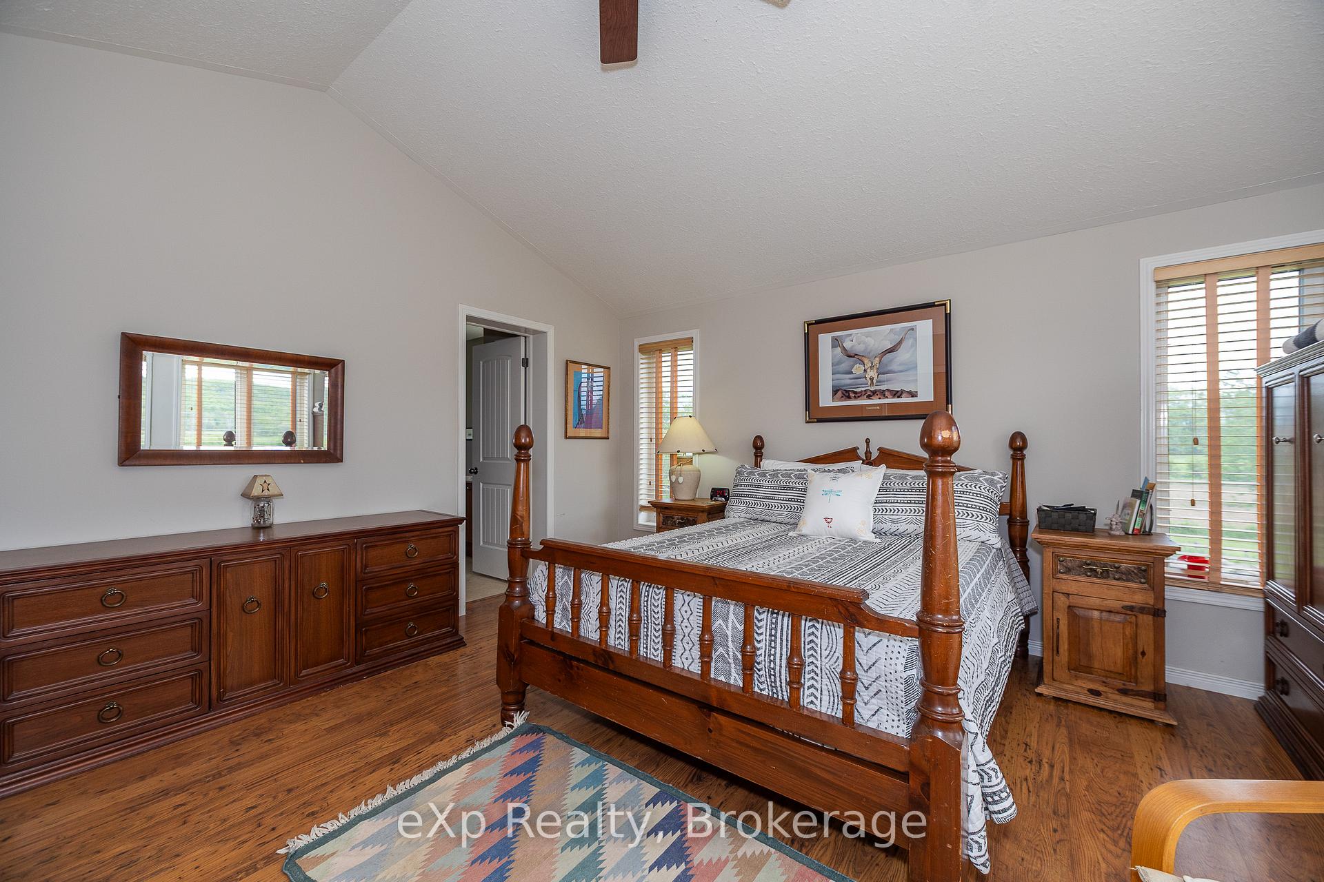 Photo 13 of 46304 Old Mail Road, Meaford — HOMEH