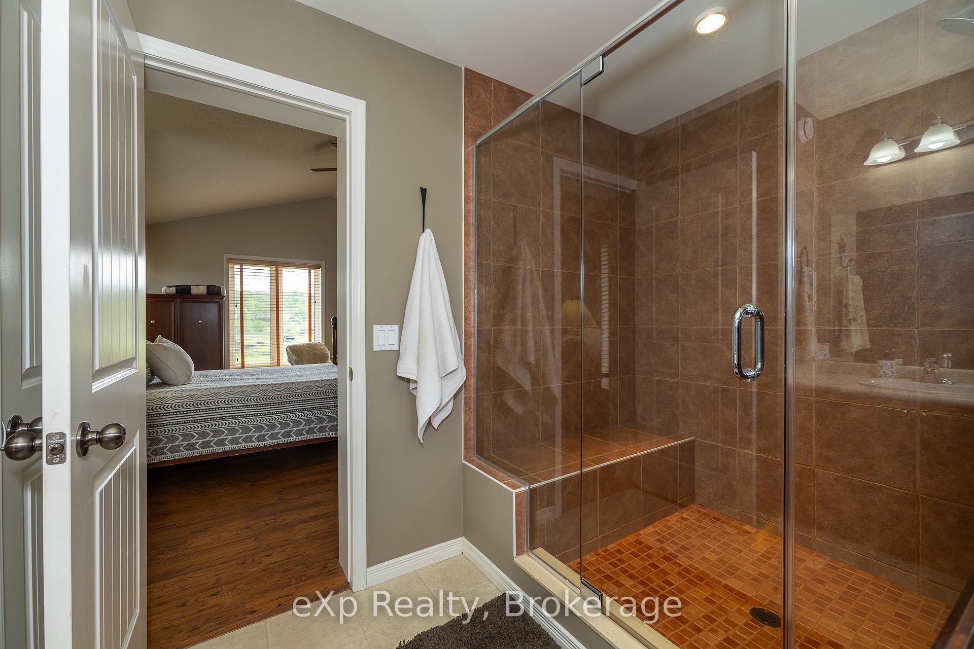 Photo 18 of 46304 Old Mail Road, Meaford — HOMEH