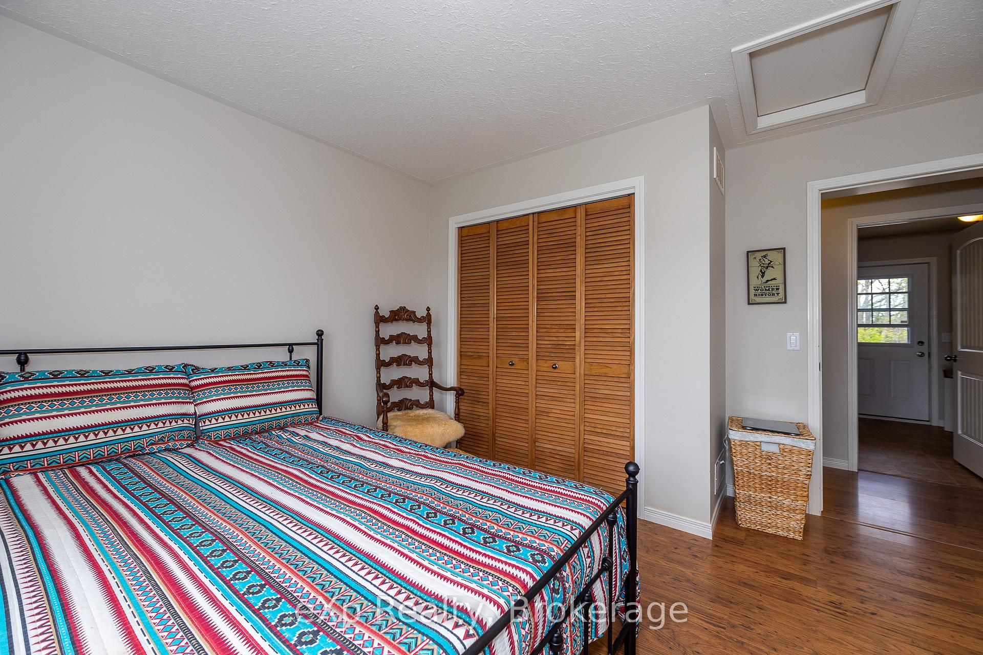 Photo 20 of 46304 Old Mail Road, Meaford — HOMEH