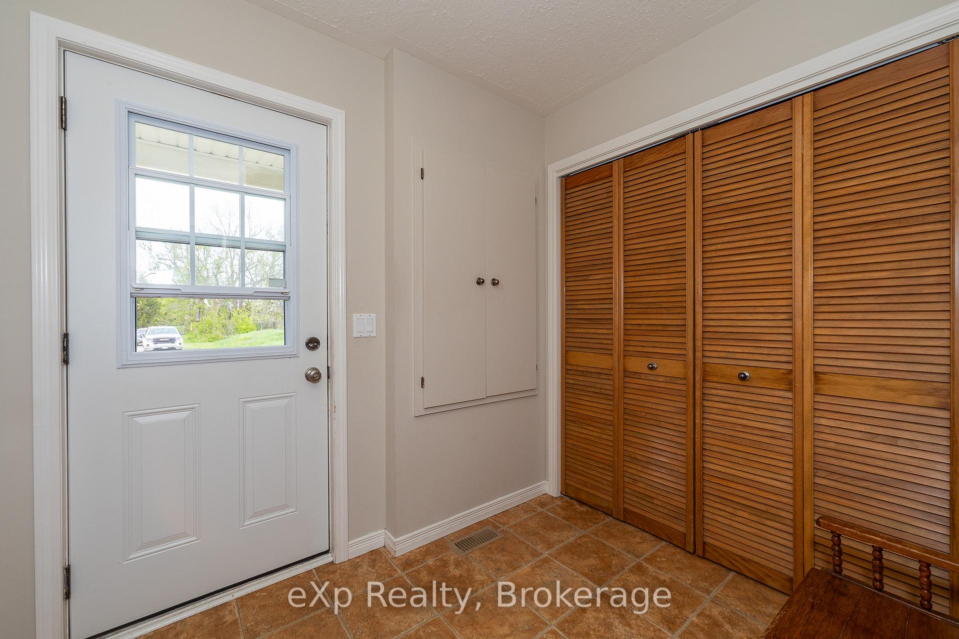 Photo 22 of 46304 Old Mail Road, Meaford — HOMEH