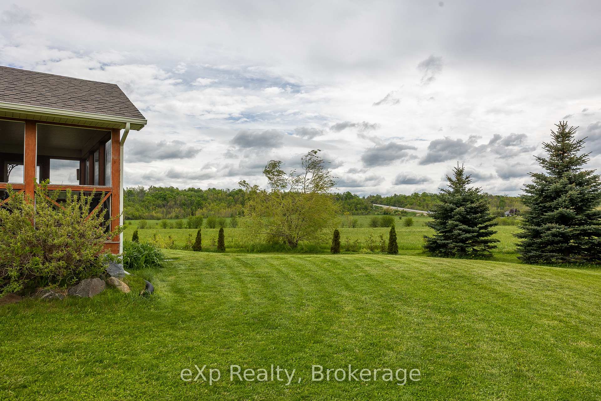 Photo 27 of 46304 Old Mail Road, Meaford — HOMEH