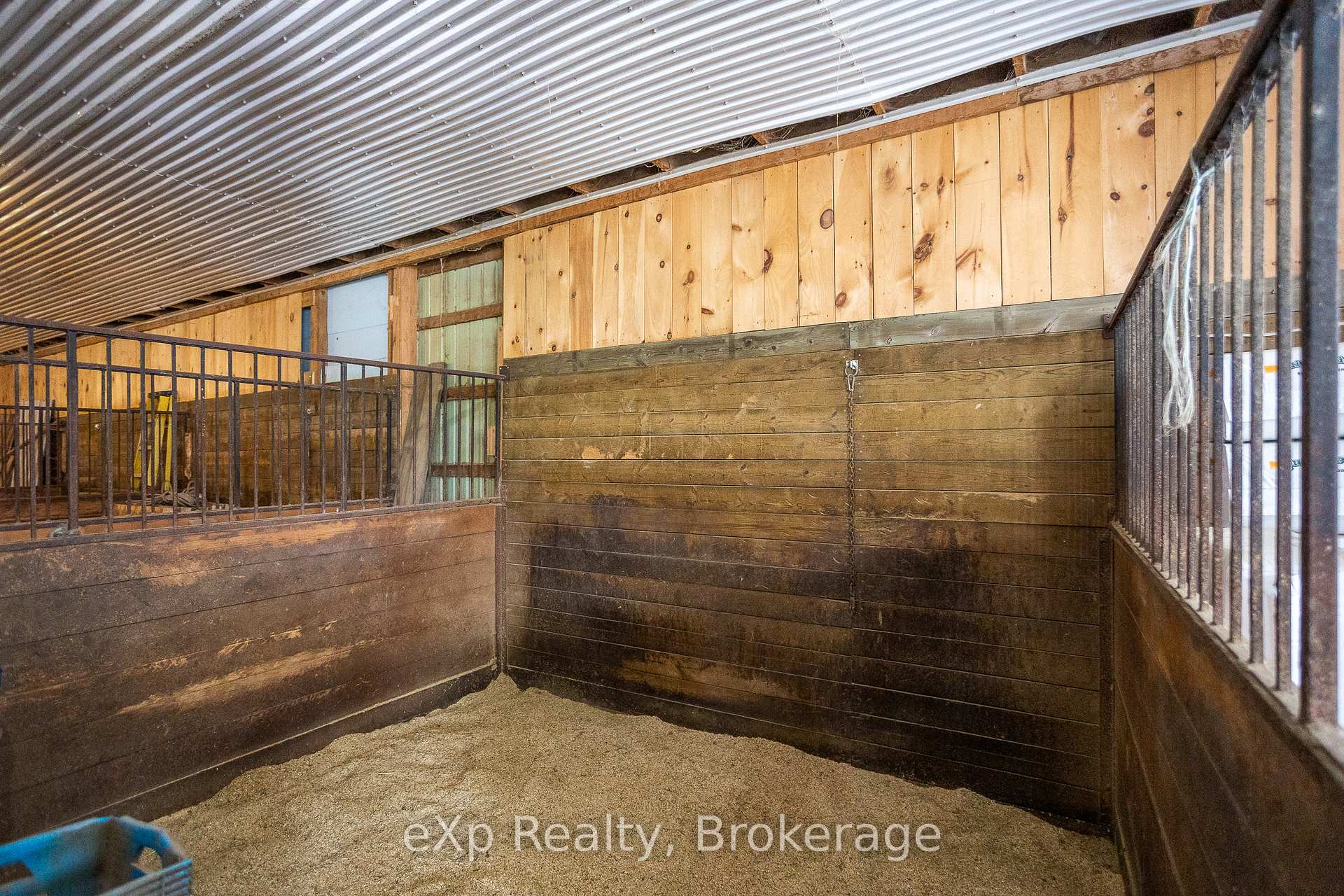 Photo 31 of 46304 Old Mail Road, Meaford — HOMEH
