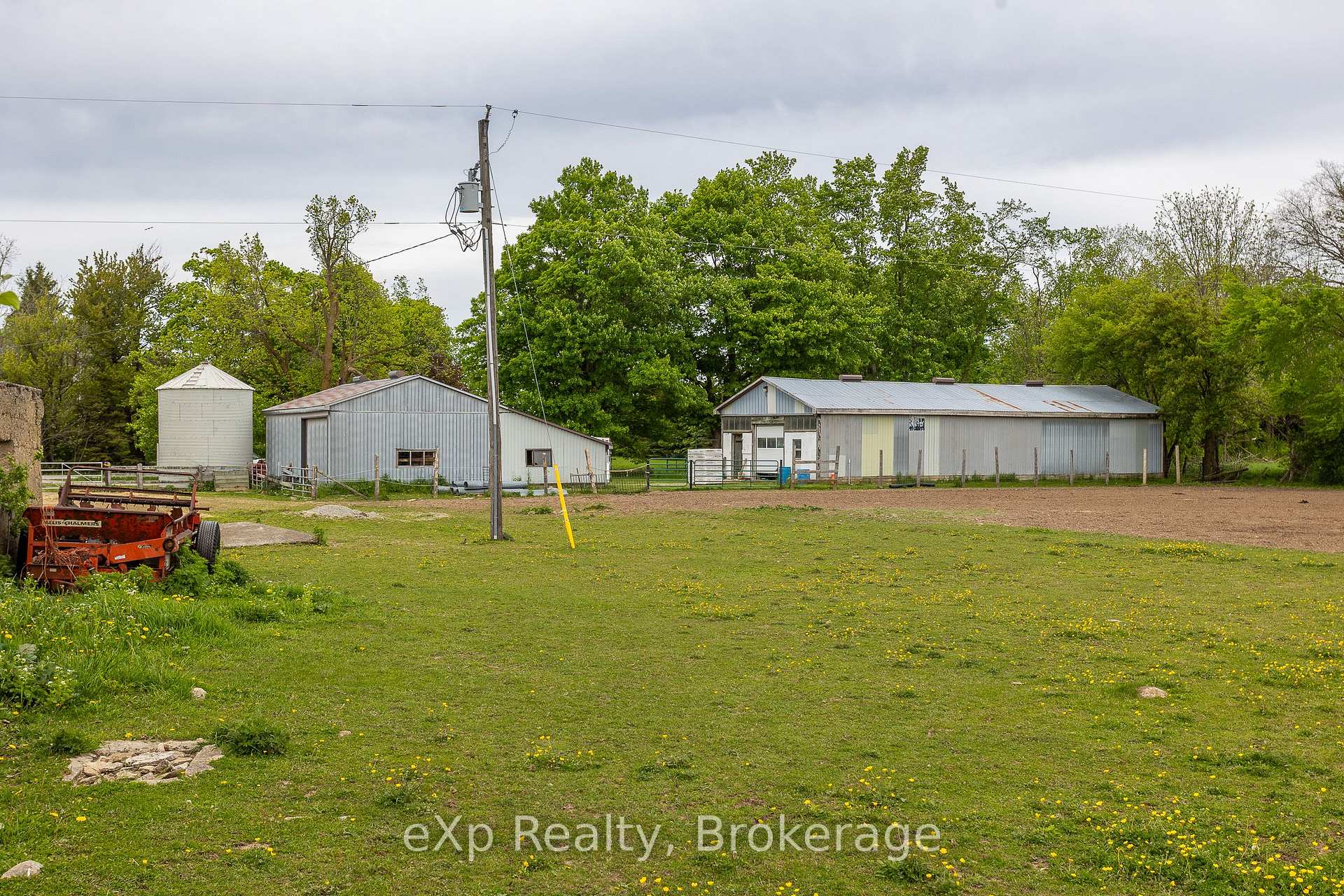 Photo 33 of 46304 Old Mail Road, Meaford — HOMEH