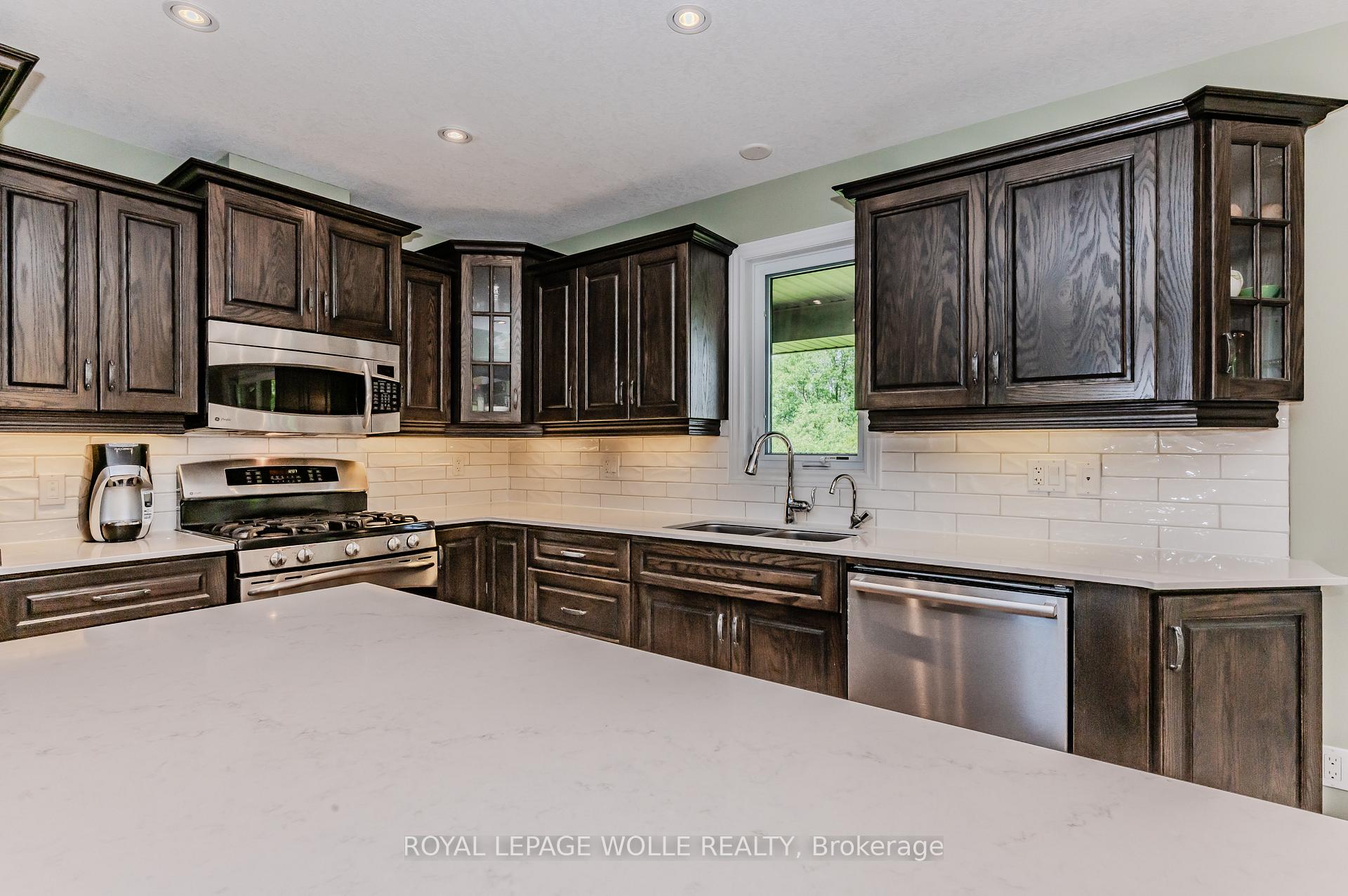 Photo 10 of 174 River Run Road, Mapleton, Rural Mapleton — HOMEH