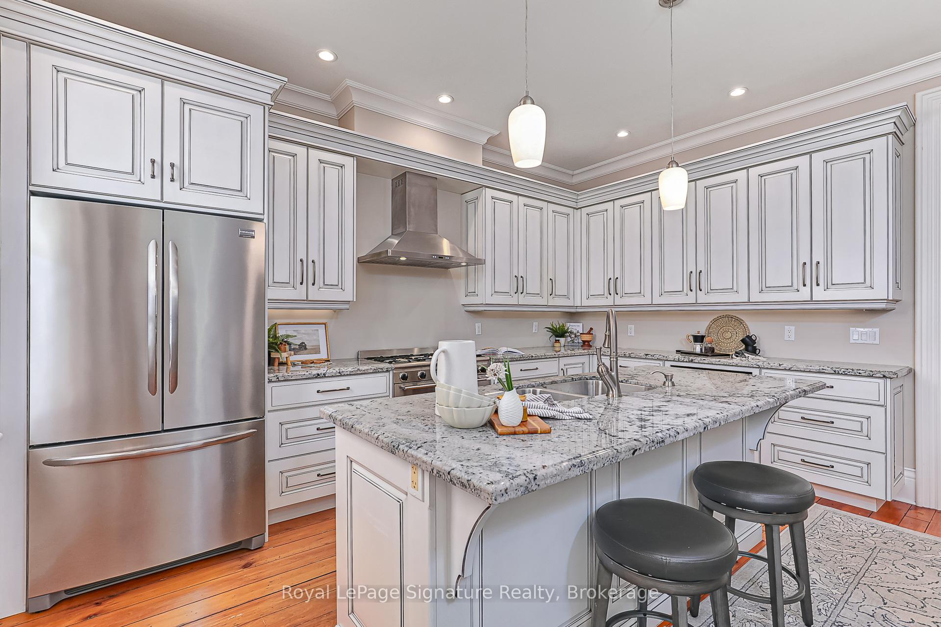 Photo 12 of 49 Denmark Street, Meaford — HOMEH
