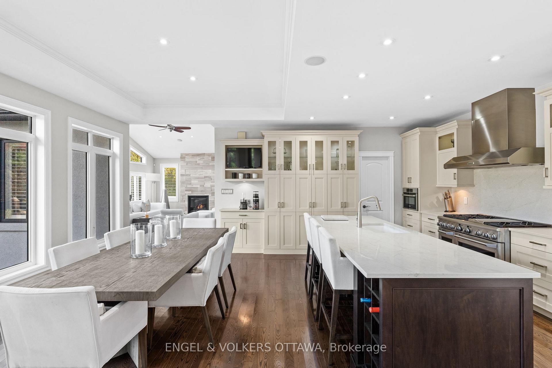 Photo 8 of 5906 Longhearth Way, Ottawa, Manotick East to Manotick Station — HOMEH