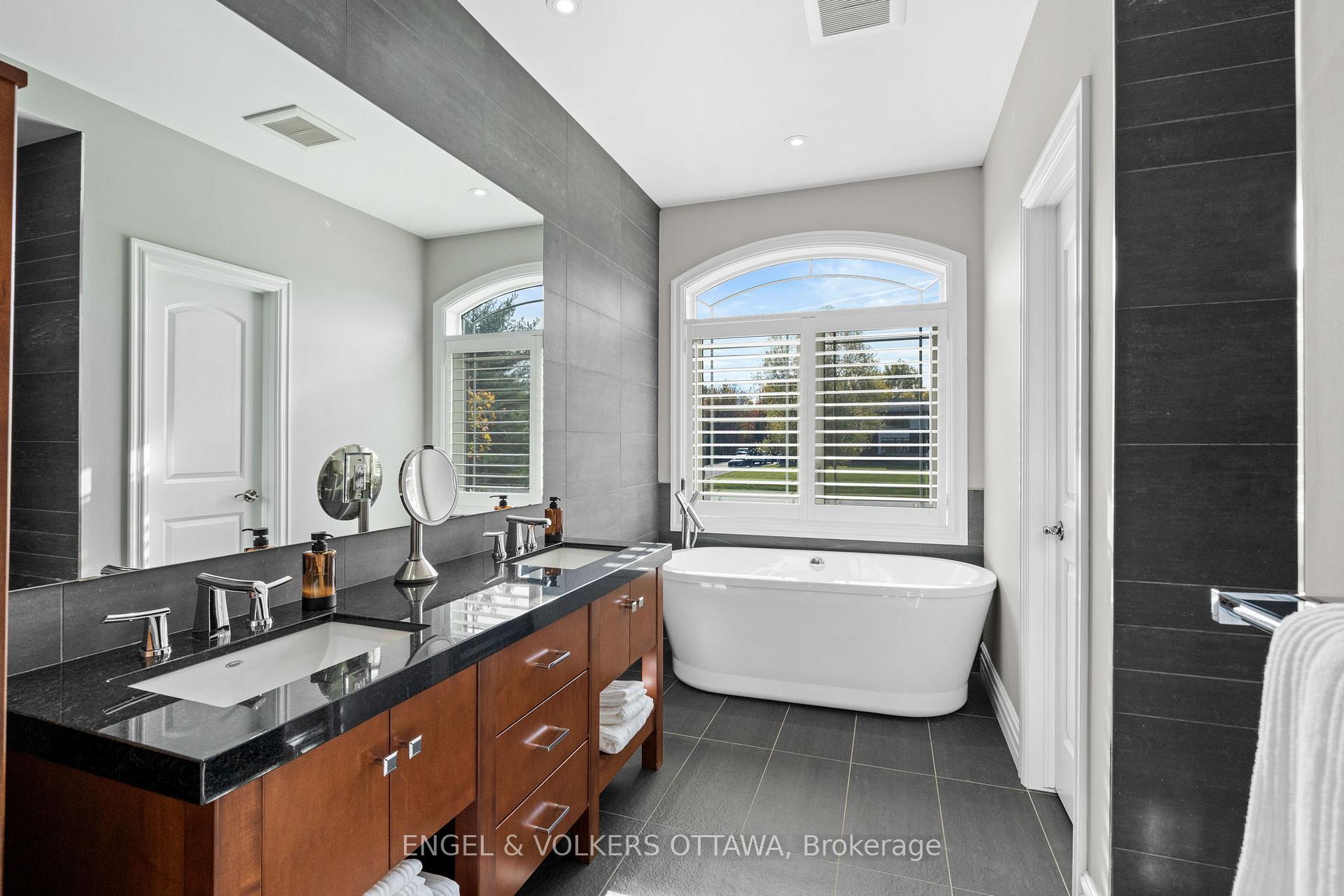 Photo 21 of 5906 Longhearth Way, Ottawa, Manotick East to Manotick Station — HOMEH
