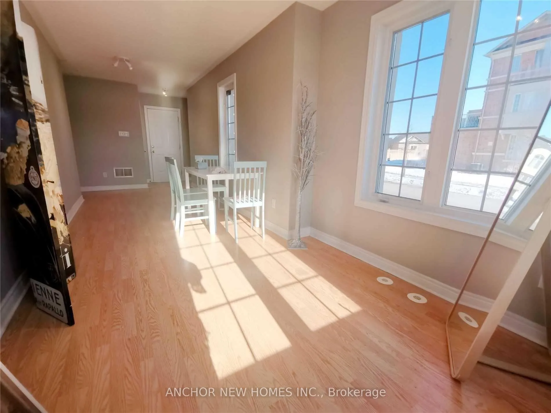 Photo 3 of Unit Lower, 2608 Bur Oak Avenue, Markham, Cornell — HOMEH