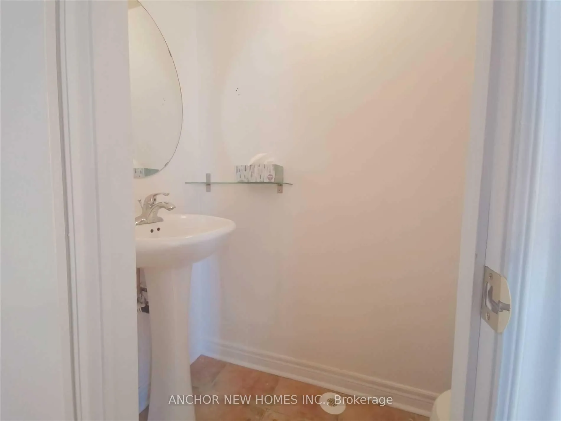 Photo 5 of Unit Lower, 2608 Bur Oak Avenue, Markham, Cornell — HOMEH