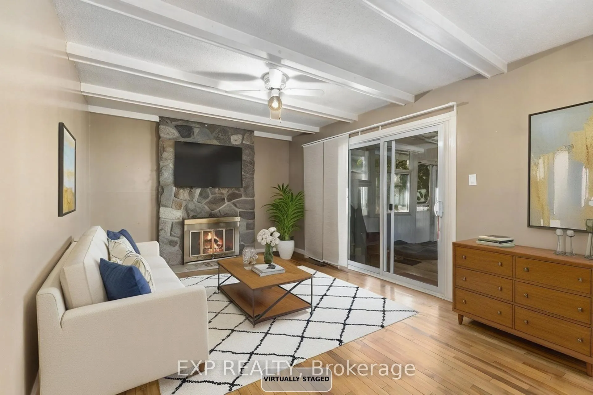 Photo 8 of 10 Pommel Crescent, Ottawa, Kanata - Bridlewood — HOMEH