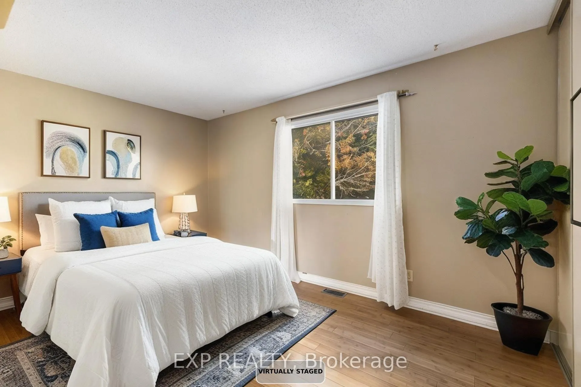 Photo 13 of 10 Pommel Crescent, Ottawa, Kanata - Bridlewood — HOMEH