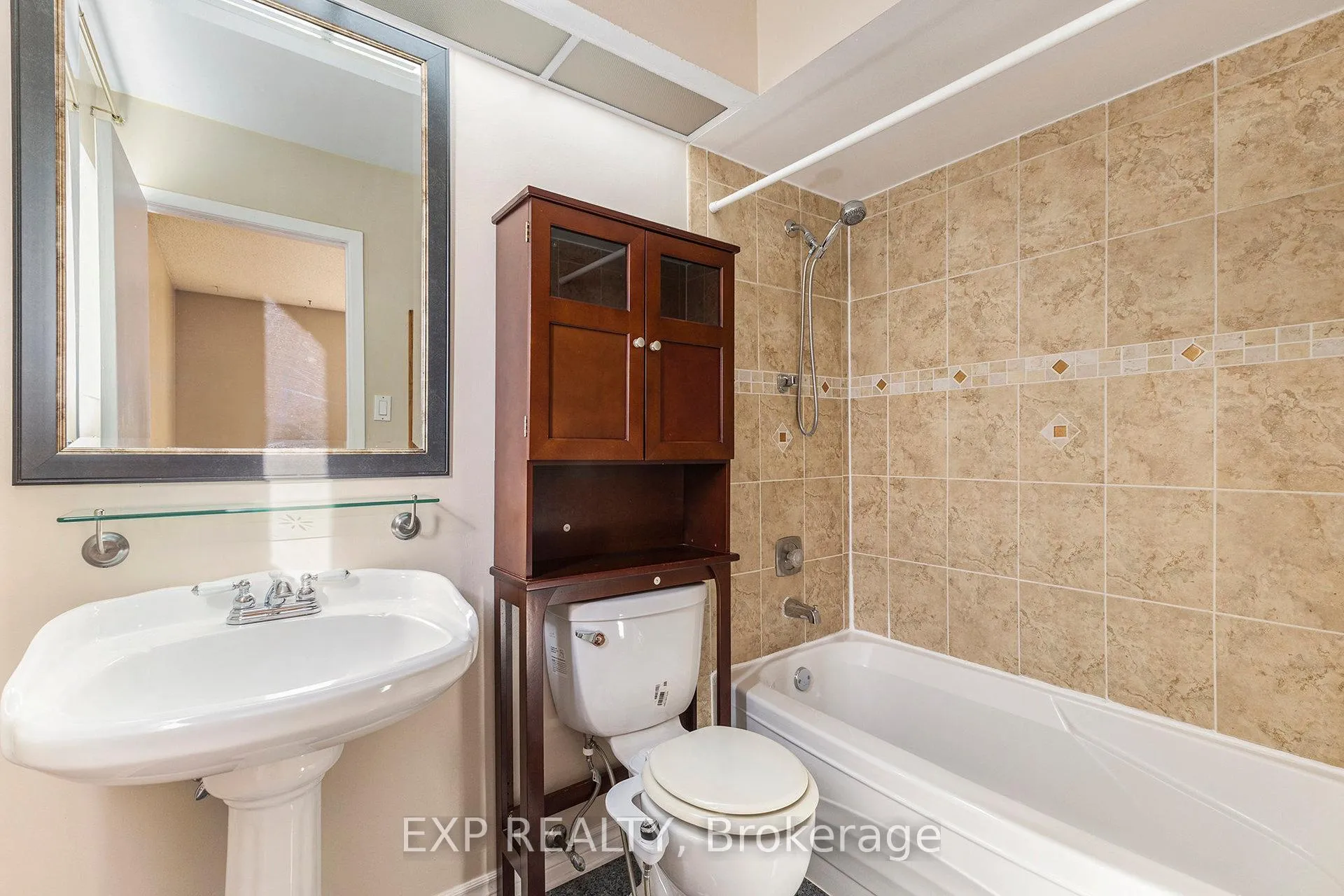 Photo 15 of 10 Pommel Crescent, Ottawa, Kanata - Bridlewood — HOMEH