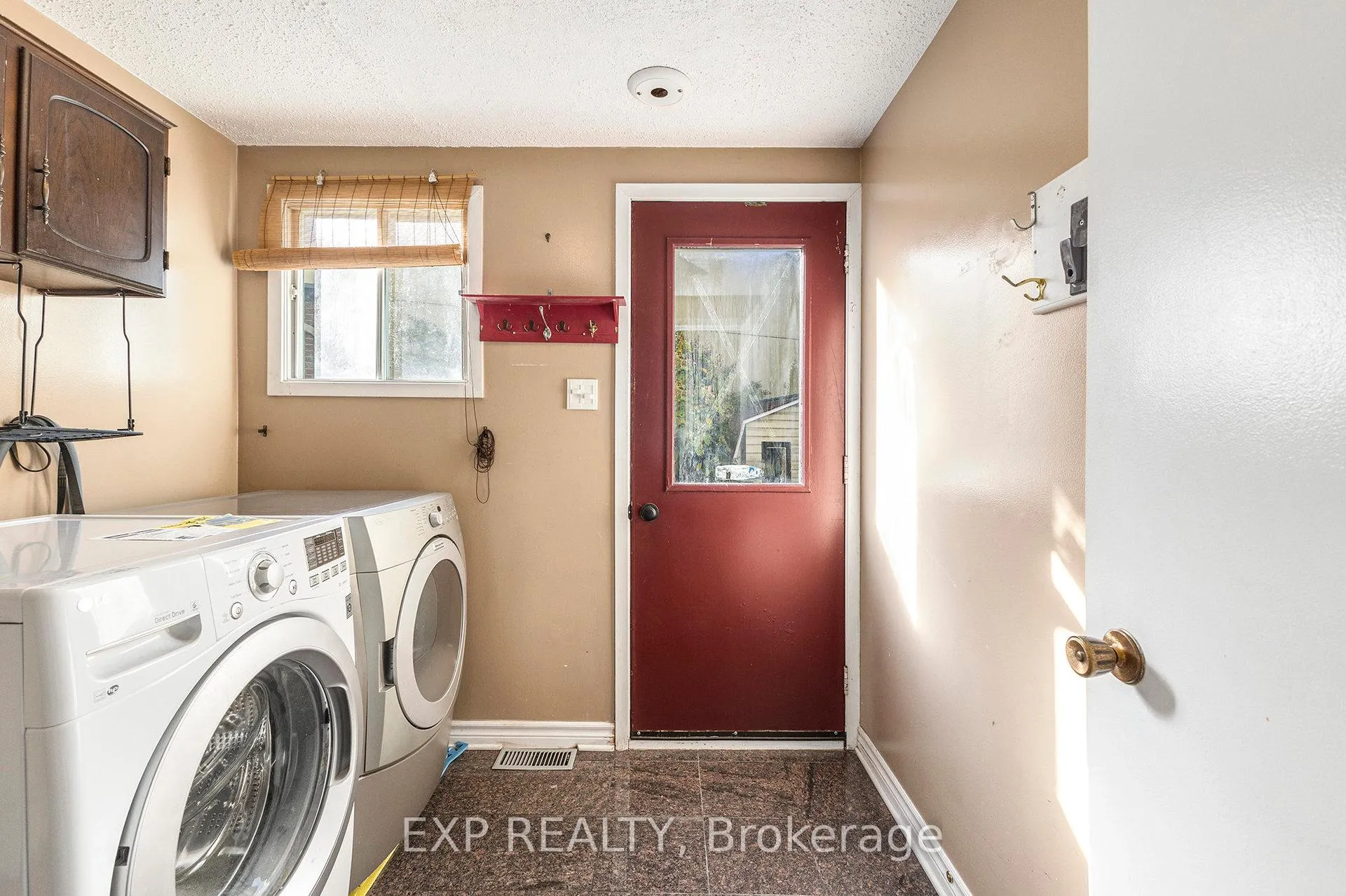 Photo 18 of 10 Pommel Crescent, Ottawa, Kanata - Bridlewood — HOMEH