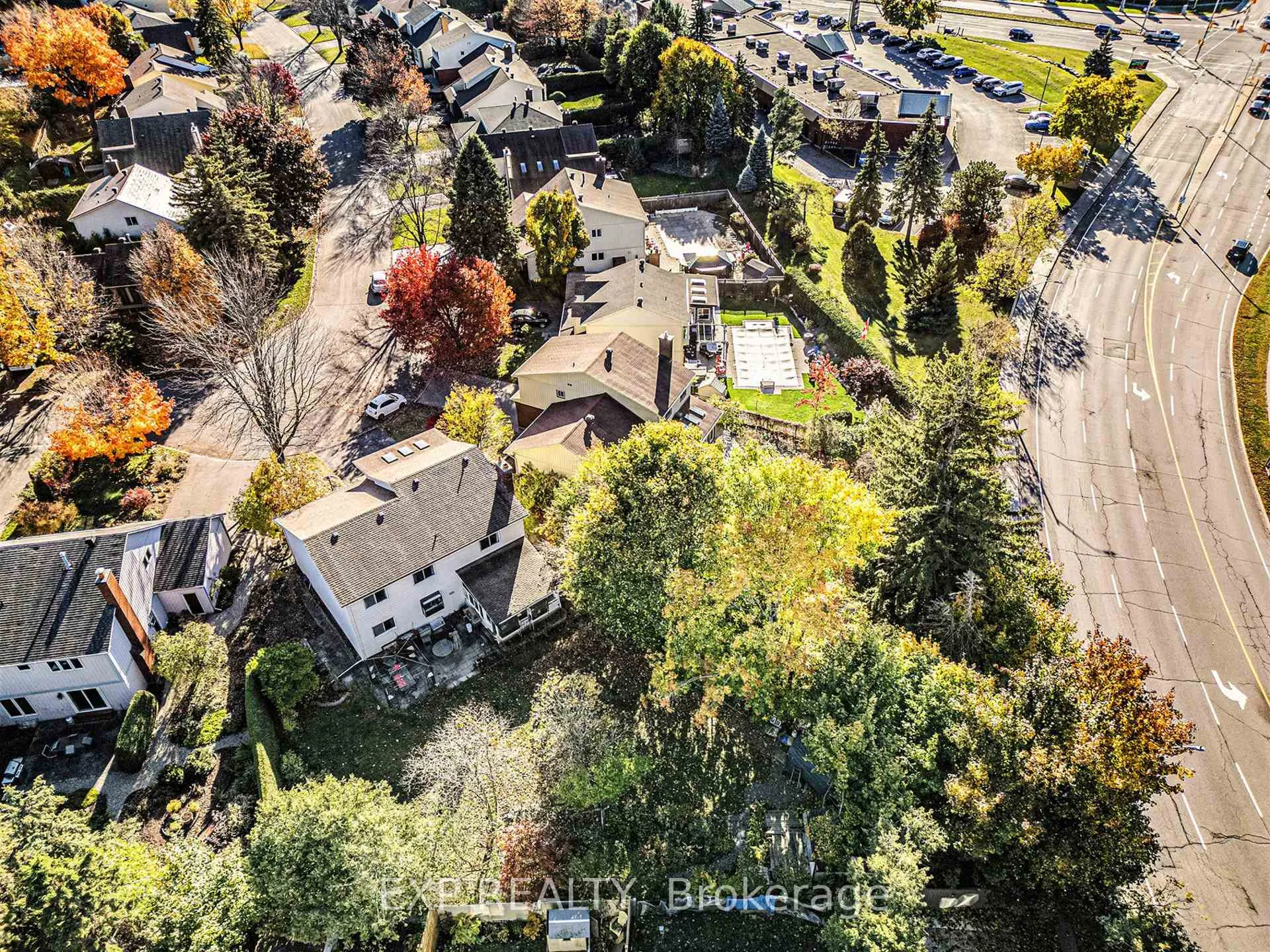 Photo 25 of 10 Pommel Crescent, Ottawa, Kanata - Bridlewood — HOMEH