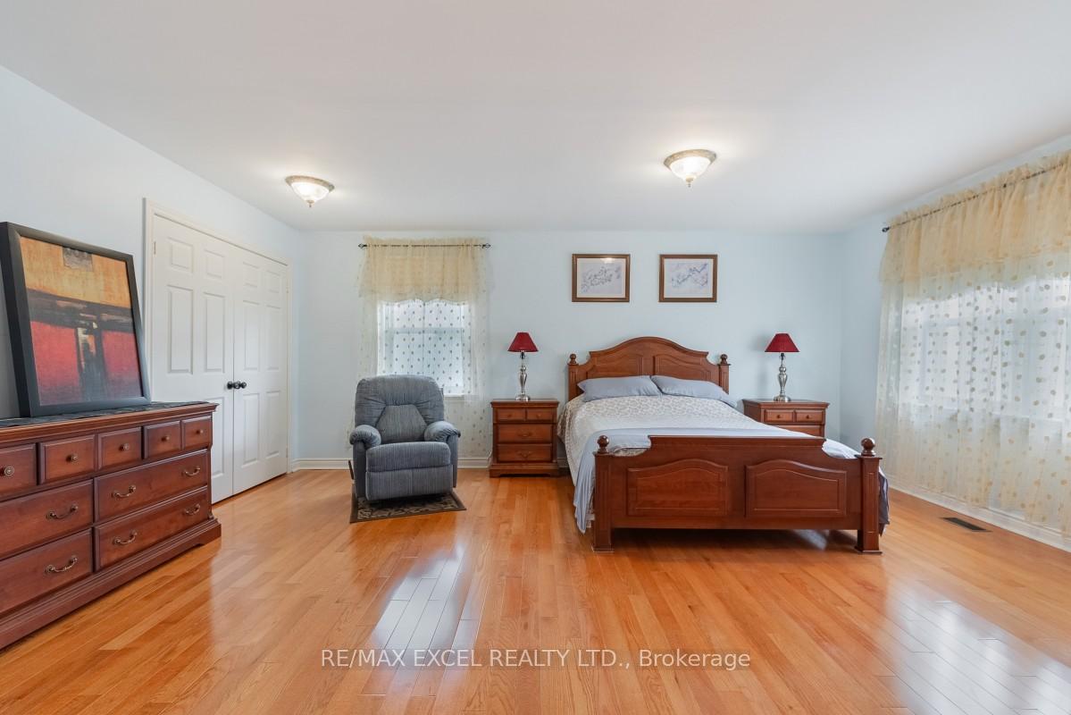 Photo 18 of 8 Boyd Court, Markham, Victoria Square — HOMEH