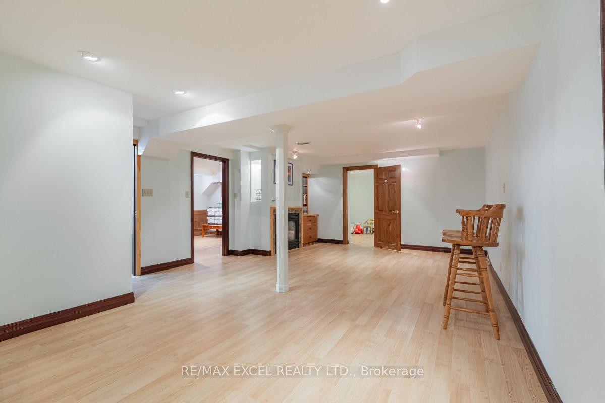 Photo 22 of 8 Boyd Court, Markham, Victoria Square — HOMEH