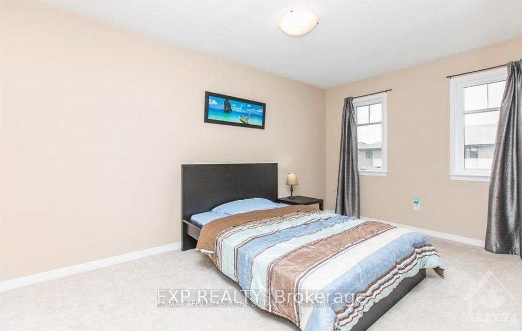 Photo 13 of 296 Losino Crescent, Ottawa, Kanata - Emerald Meadows/Trailwest — HOMEH