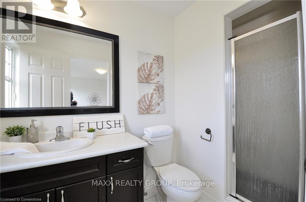 Photo 19 of 92 Glenvista Drive, Kitchener — HOMEH