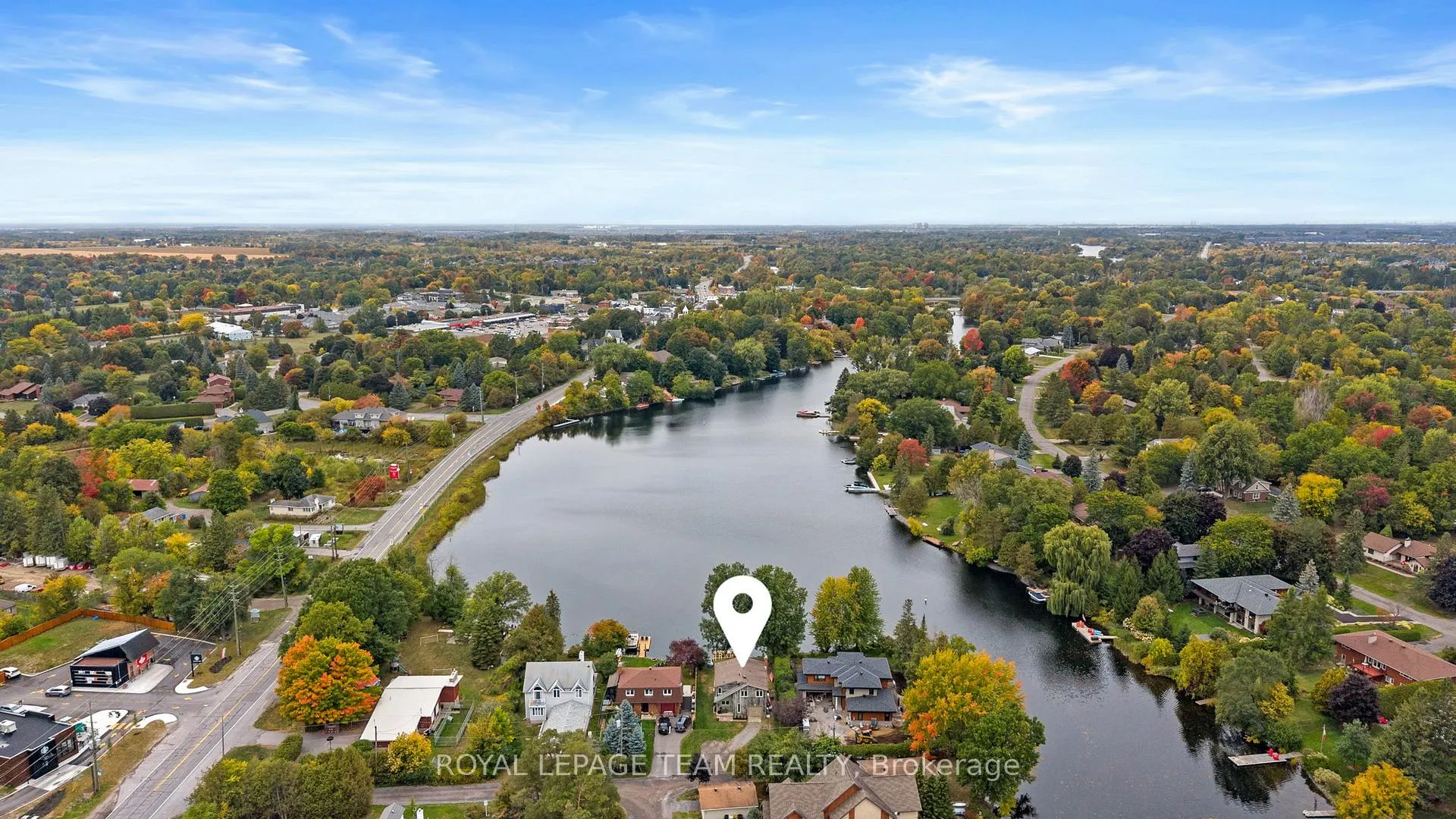 Photo 7 of 1119 Firefly Lane, Ottawa, Manotick South to Roger Stevens — HOMEH