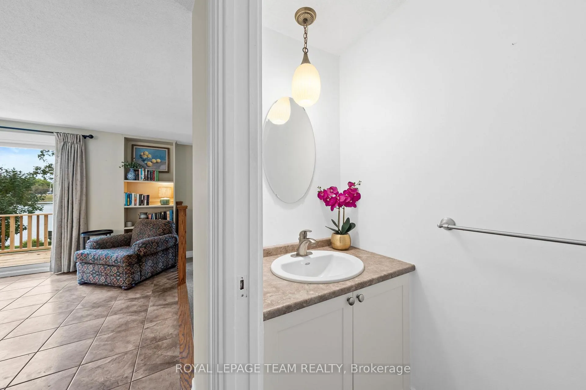 Photo 26 of 1119 Firefly Lane, Ottawa, Manotick South to Roger Stevens — HOMEH