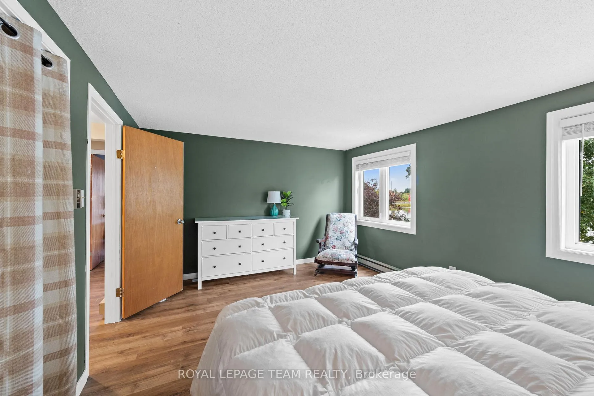 Photo 31 of 1119 Firefly Lane, Ottawa, Manotick South to Roger Stevens — HOMEH