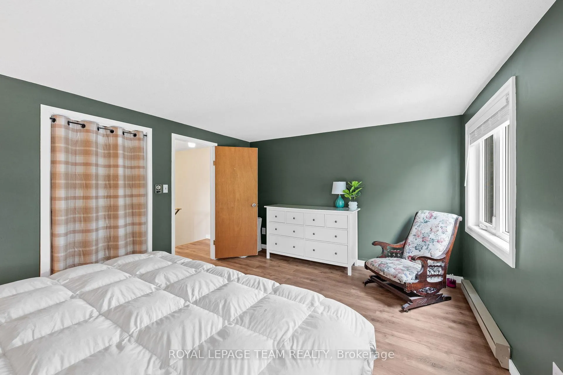 Photo 32 of 1119 Firefly Lane, Ottawa, Manotick South to Roger Stevens — HOMEH