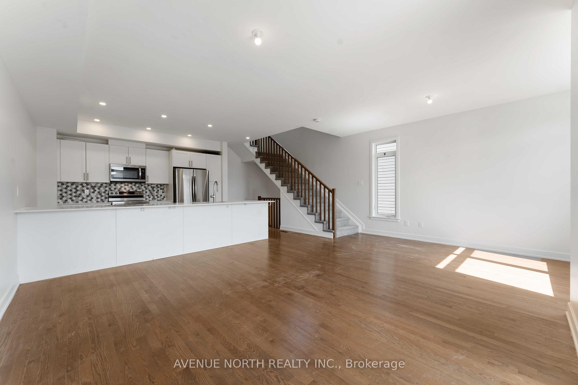 Photo 11 of 870 Anciano Crescent, Ottawa, Kanata - Emerald Meadows/Trailwest — HOMEH