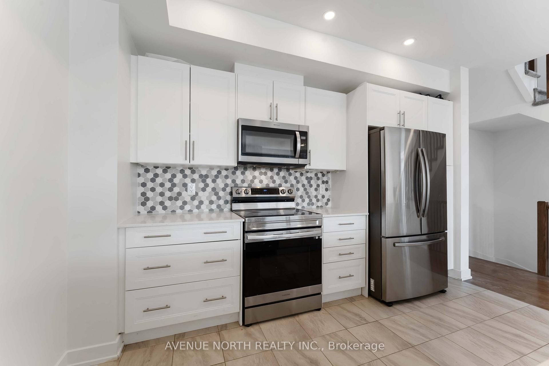 Photo 14 of 870 Anciano Crescent, Ottawa, Kanata - Emerald Meadows/Trailwest — HOMEH
