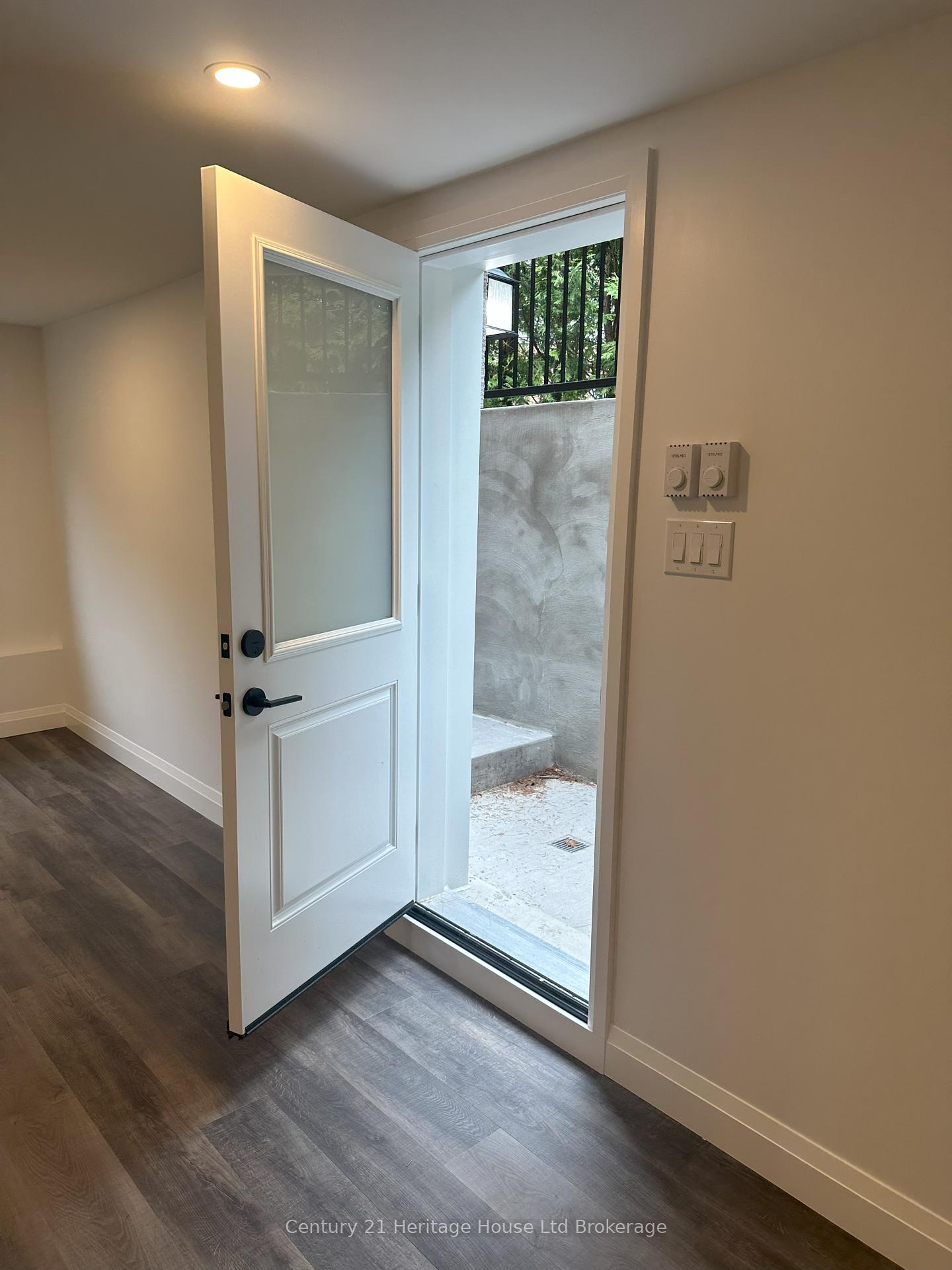 Photo 4 of Unit 2, 30 Zeffer Place, Kitchener — HOMEH