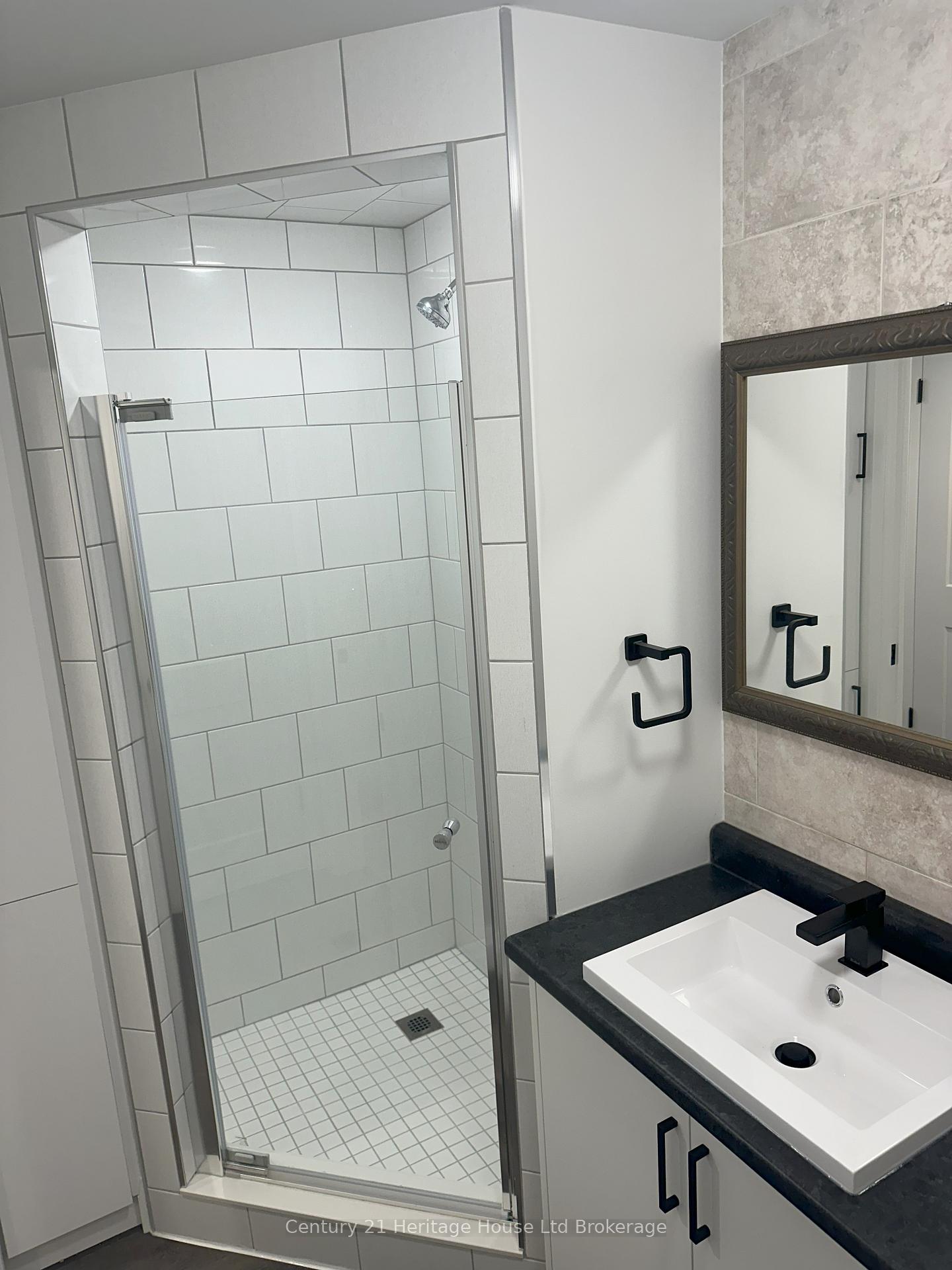 Photo 12 of Unit 2, 30 Zeffer Place, Kitchener — HOMEH