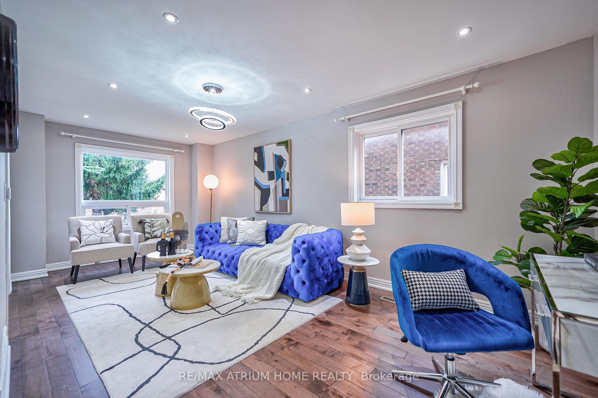 Photo 14 of 10 Olivewood Drive, Markham, Middlefield — HOMEH