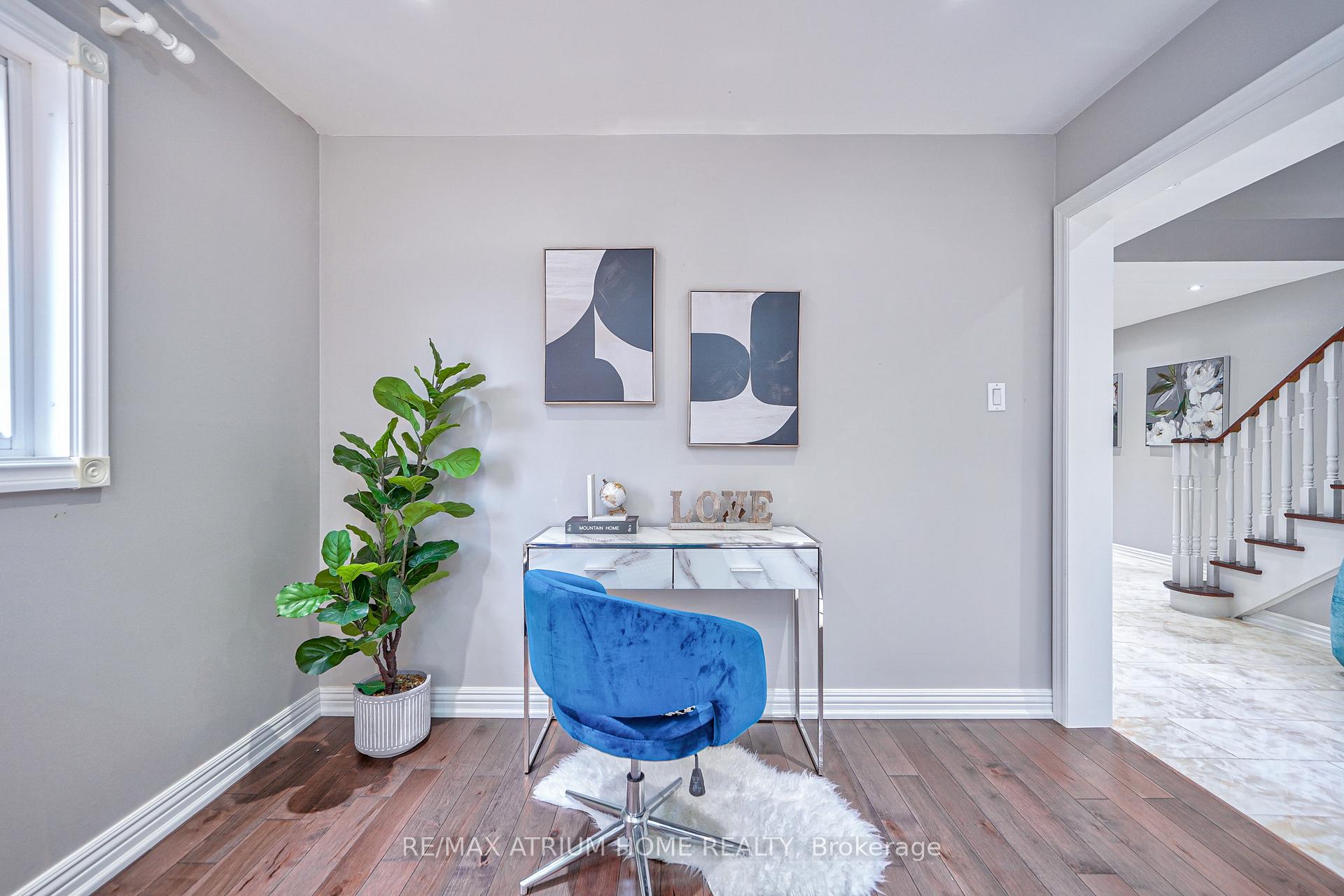 Photo 15 of 10 Olivewood Drive, Markham, Middlefield — HOMEH
