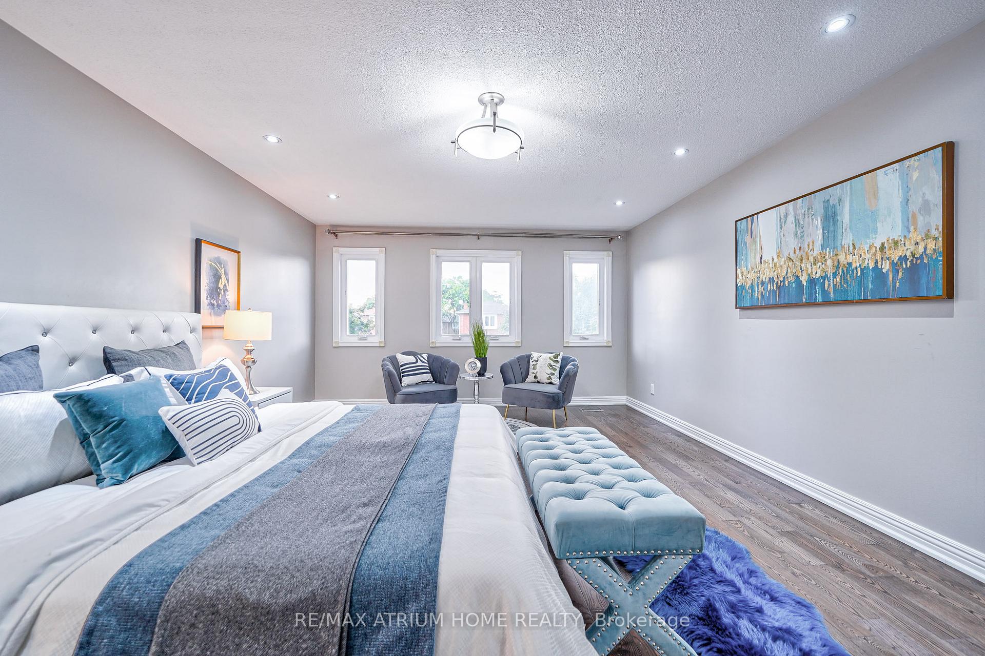Photo 29 of 10 Olivewood Drive, Markham, Middlefield — HOMEH