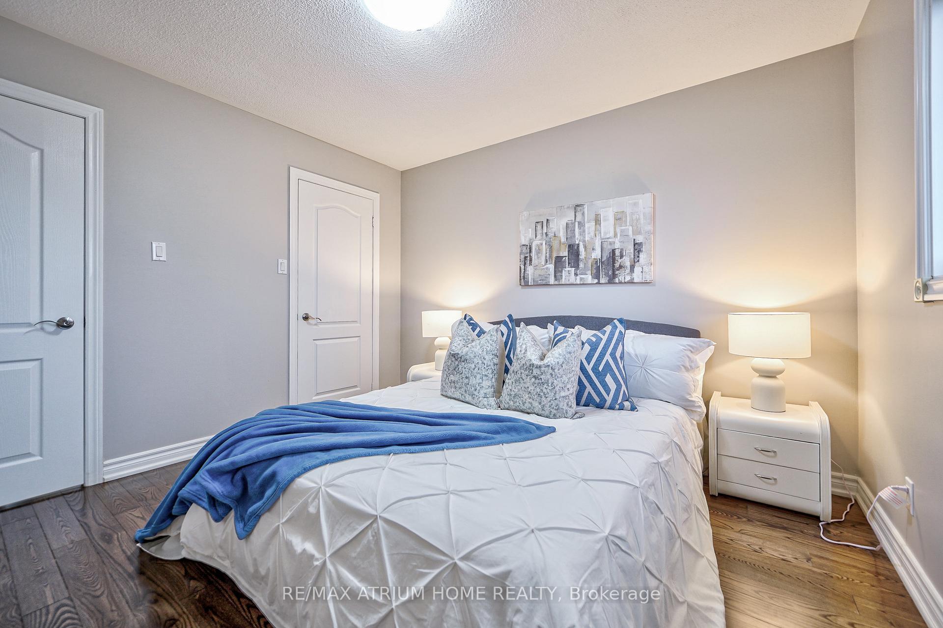 Photo 35 of 10 Olivewood Drive, Markham, Middlefield — HOMEH