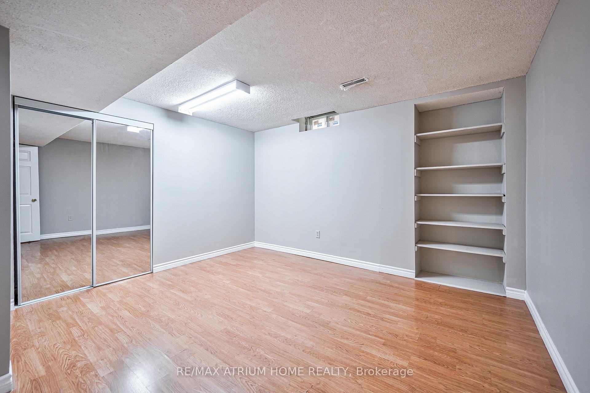 Photo 41 of 10 Olivewood Drive, Markham, Middlefield — HOMEH