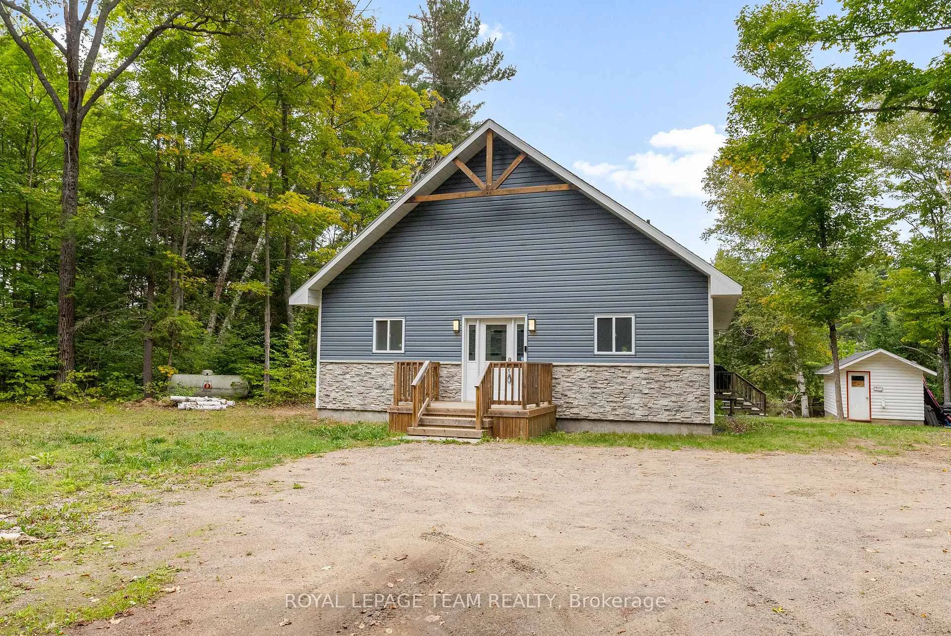 Photo 7 of 664 Ohio Road, Madawaska Valley, Madawaska Valley — HOMEH