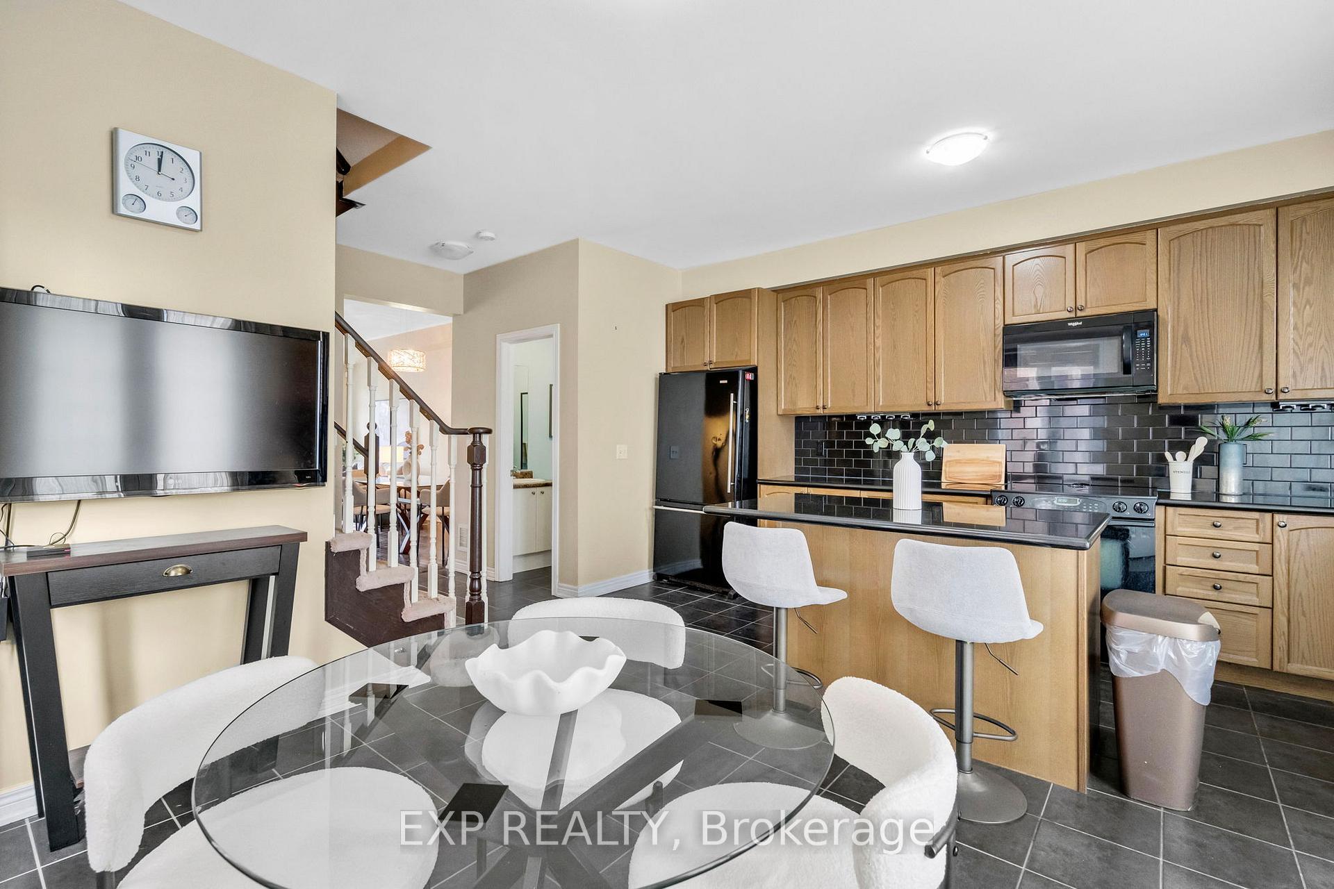 Photo 10 of 25 Abberley Street, Markham, Cornell — HOMEH