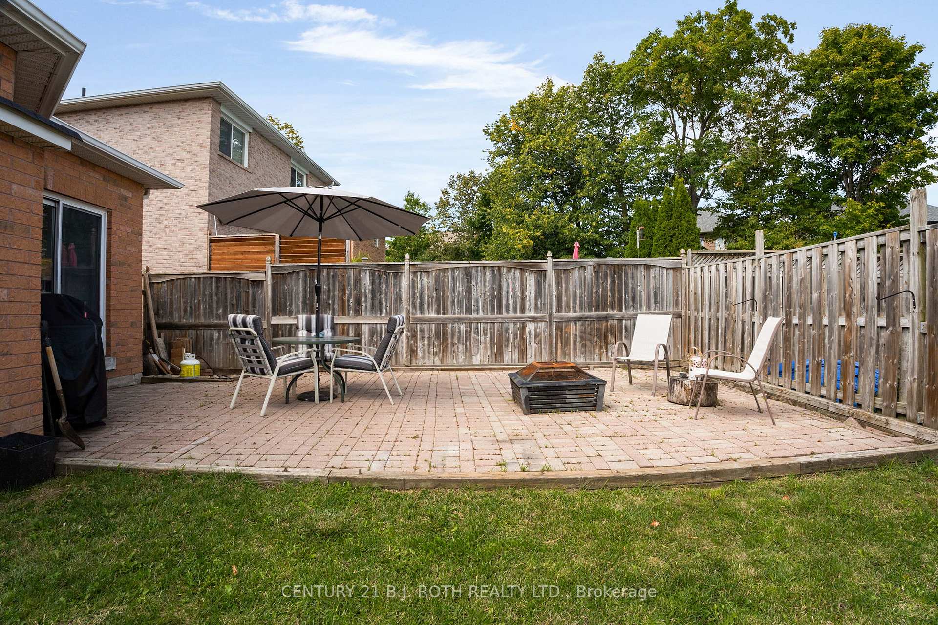 Photo 36 of 2007 Webster Boulevard, Innisfil, Alcona — HOMEH