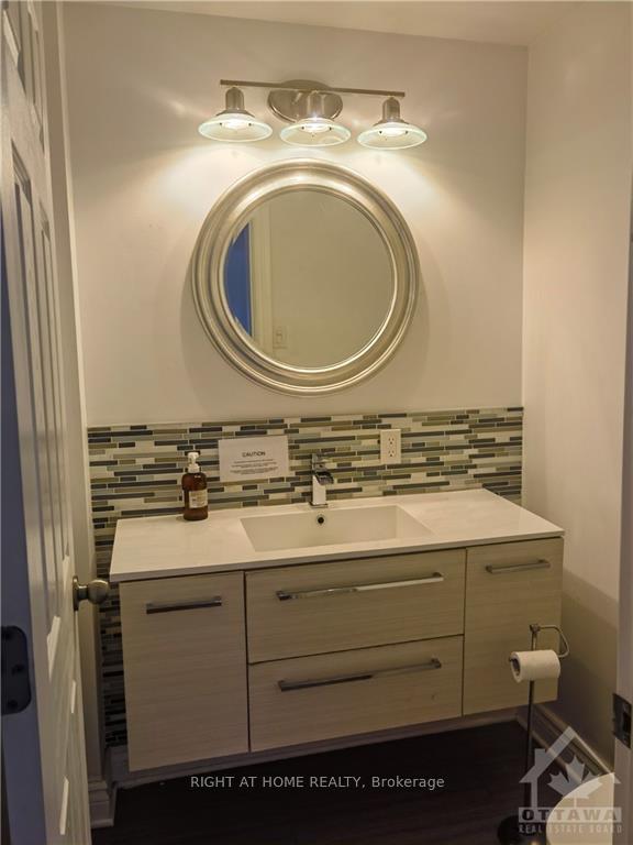 Photo 5 of Unit A, 25 Robinson Avenue, Ottawa, Sandy Hill — HOMEH