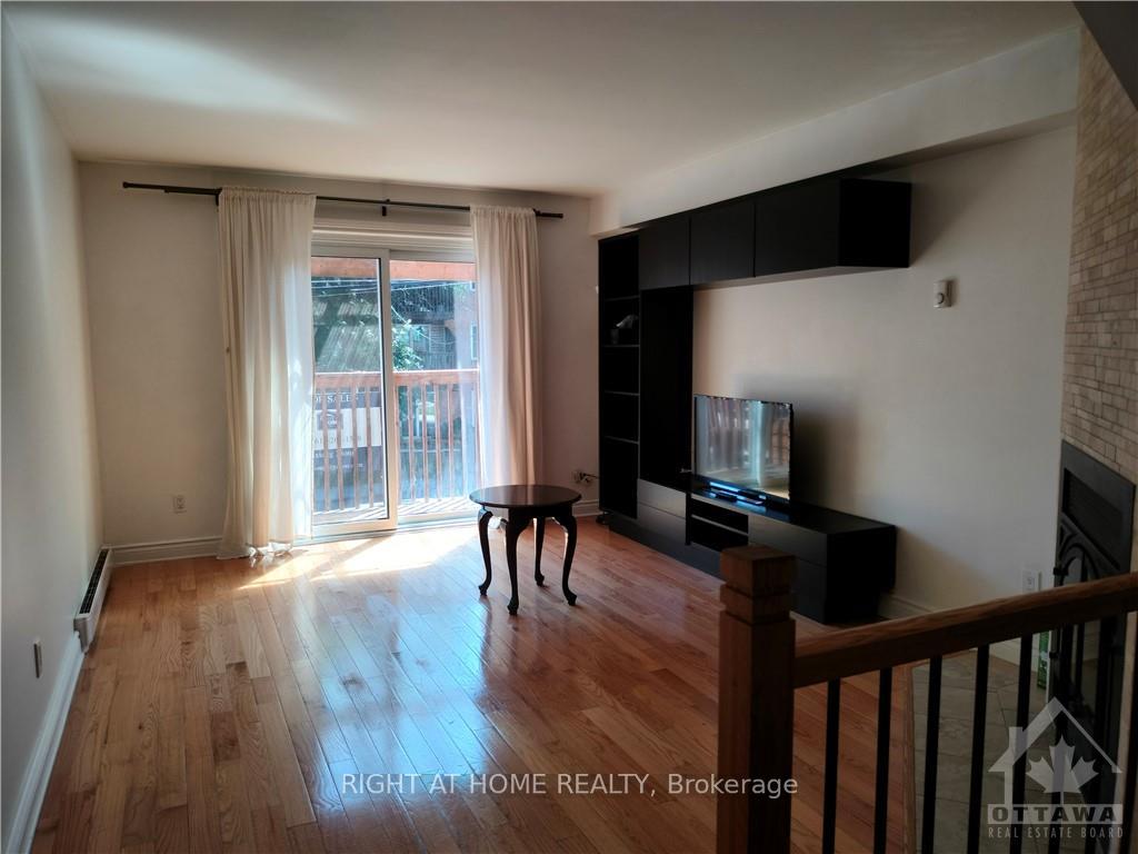 Photo 6 of Unit A, 25 Robinson Avenue, Ottawa, Sandy Hill — HOMEH