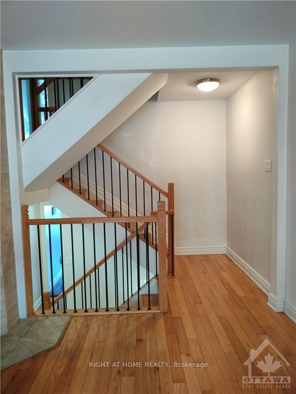 Photo 8 of Unit A, 25 Robinson Avenue, Ottawa, Sandy Hill — HOMEH