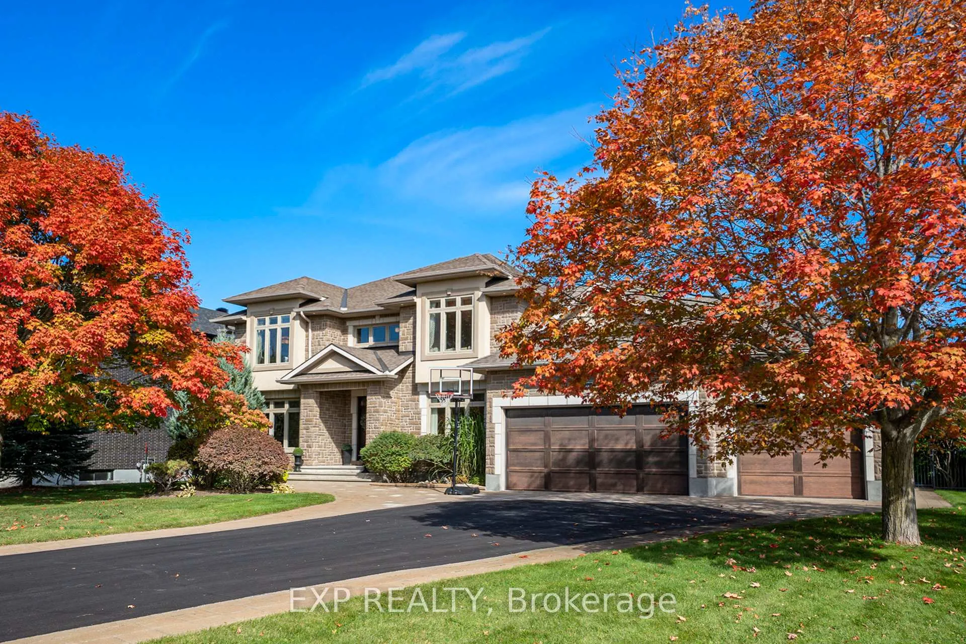 Photo 1 of 450 Lockmaster Crescent, Ottawa, Manotick Village & Manotick Estates — HOMEH