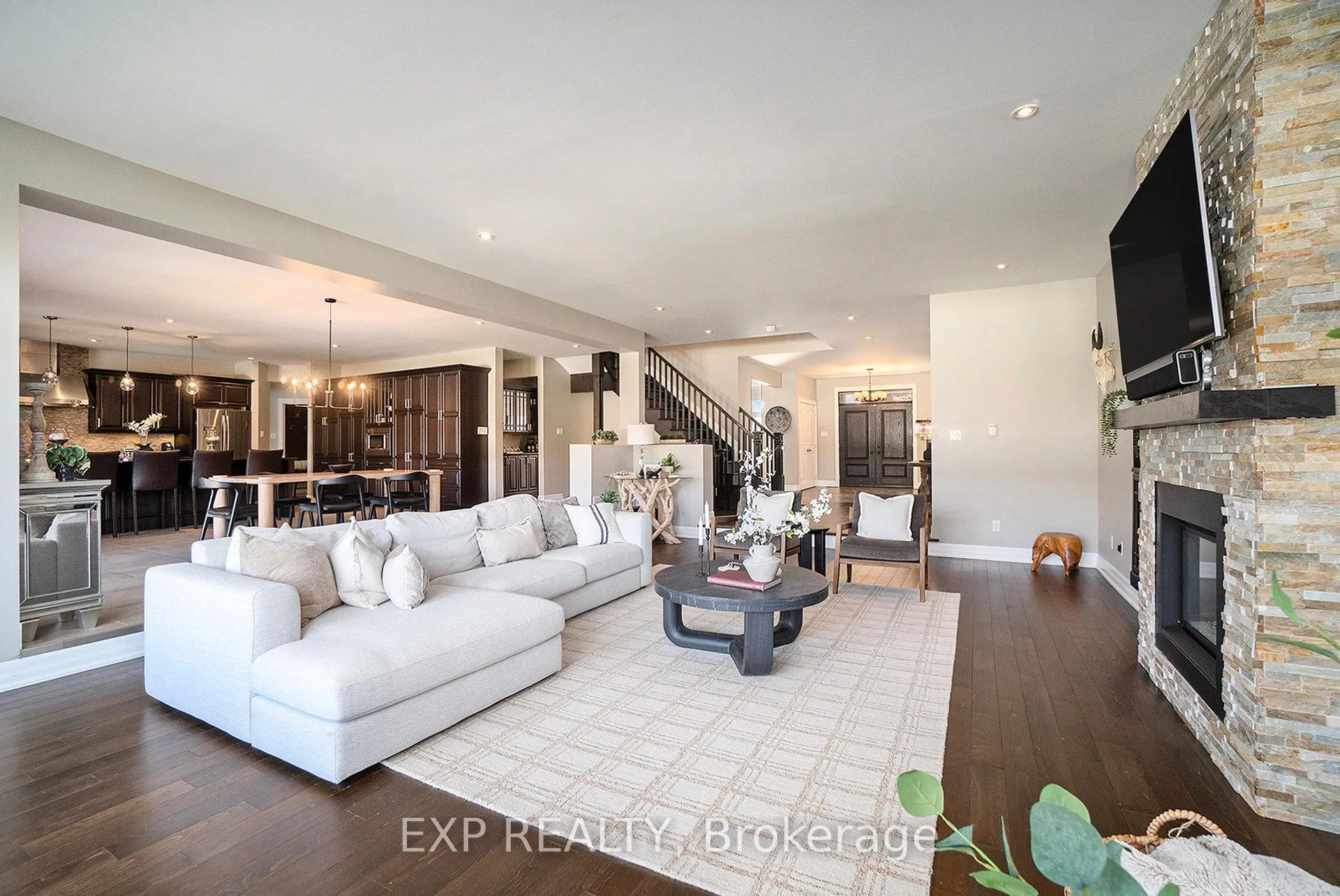 Photo 12 of 450 Lockmaster Crescent, Ottawa, Manotick Village & Manotick Estates — HOMEH