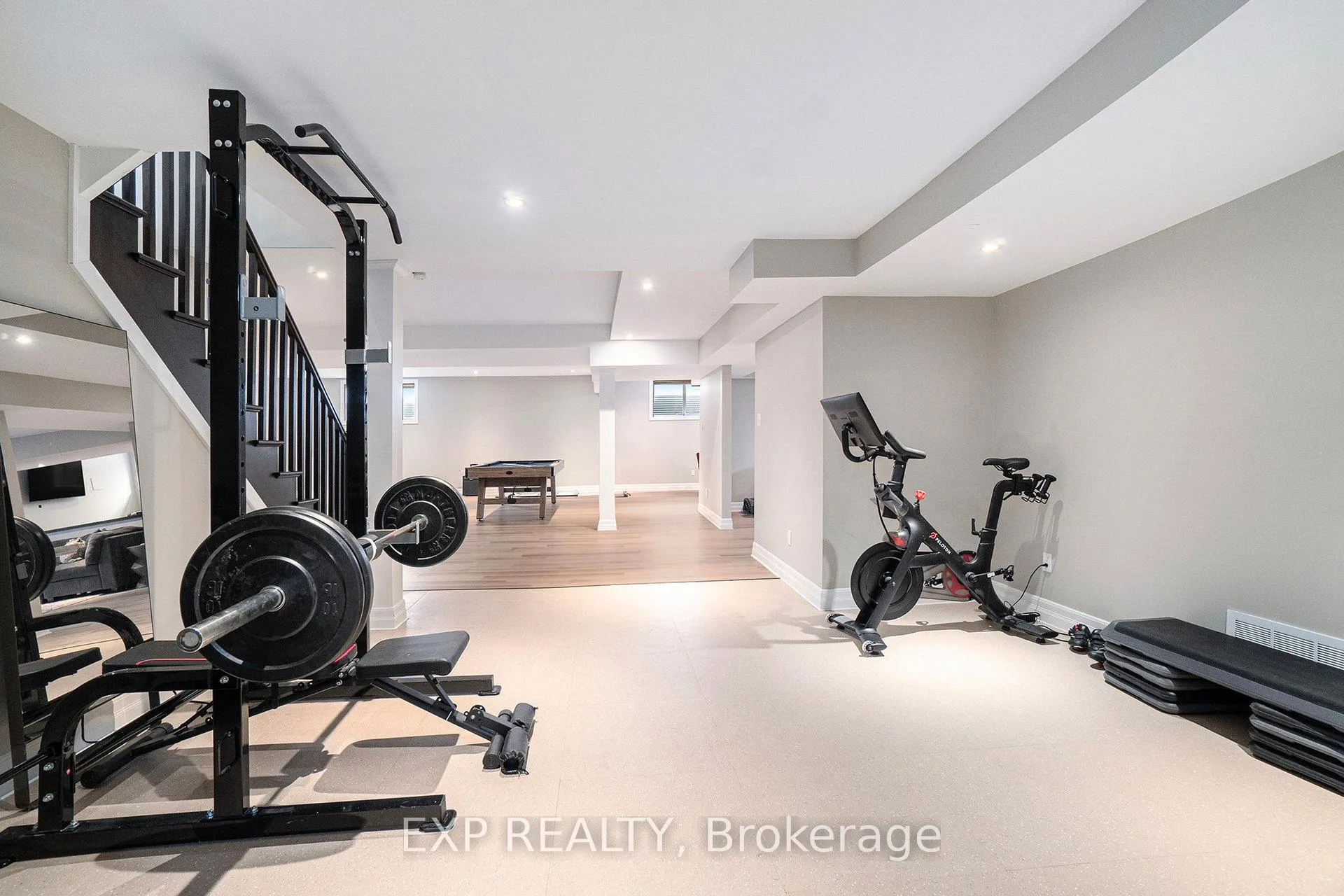 Photo 33 of 450 Lockmaster Crescent, Ottawa, Manotick Village & Manotick Estates — HOMEH
