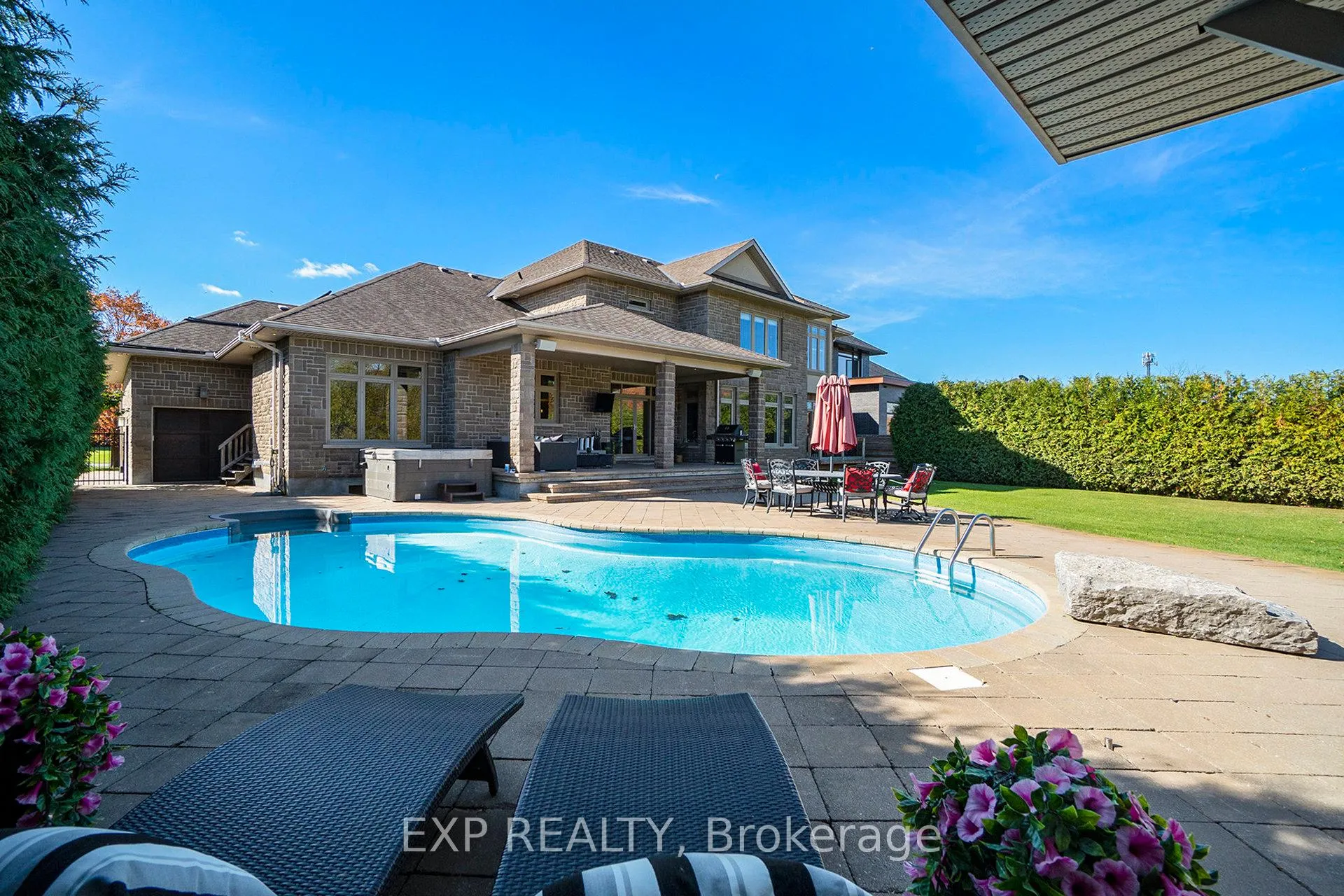 Photo 40 of 450 Lockmaster Crescent, Ottawa, Manotick Village & Manotick Estates — HOMEH