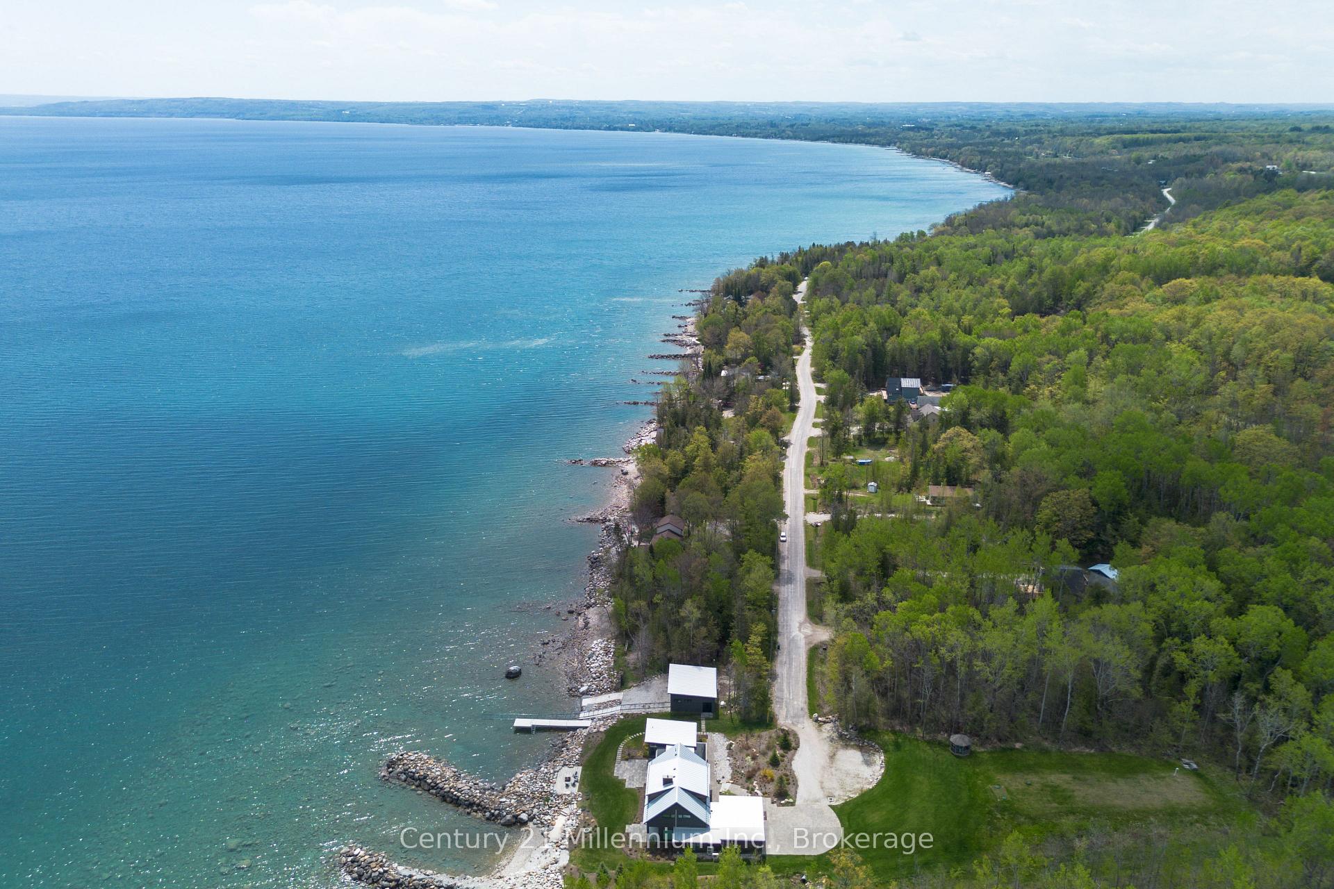 Photo 4 of 365 Cedar Avenue, Meaford — HOMEH