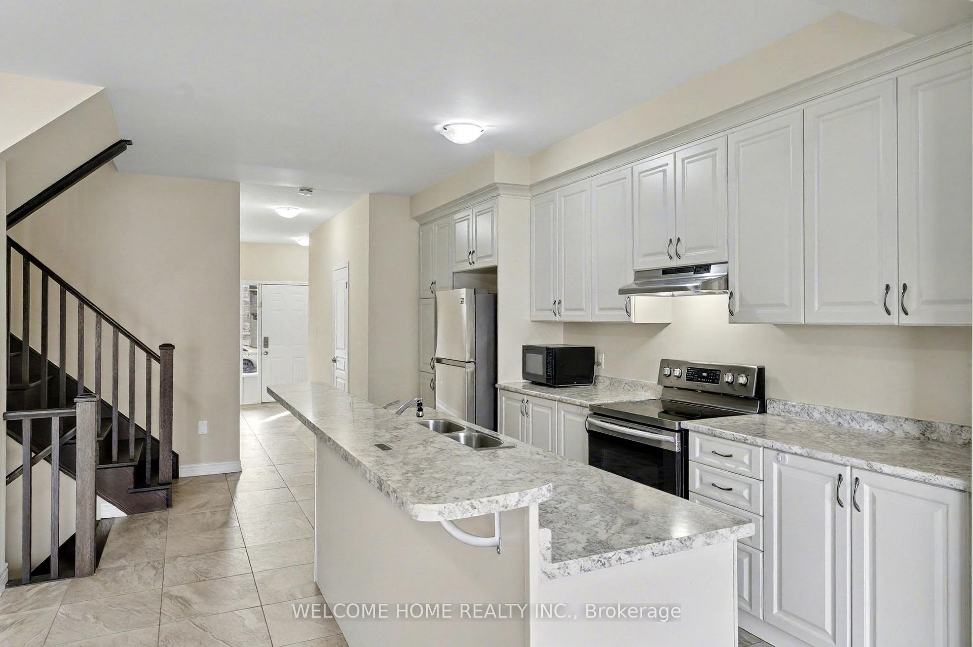 Photo 4 of 65 Bradbury Road, Hamilton, Stoney Creek Mountain — HOMEH