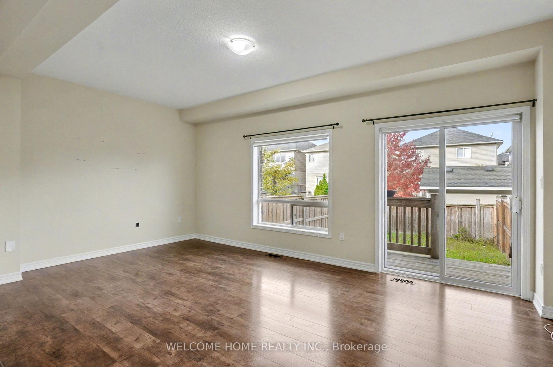Photo 8 of 65 Bradbury Road, Hamilton, Stoney Creek Mountain — HOMEH