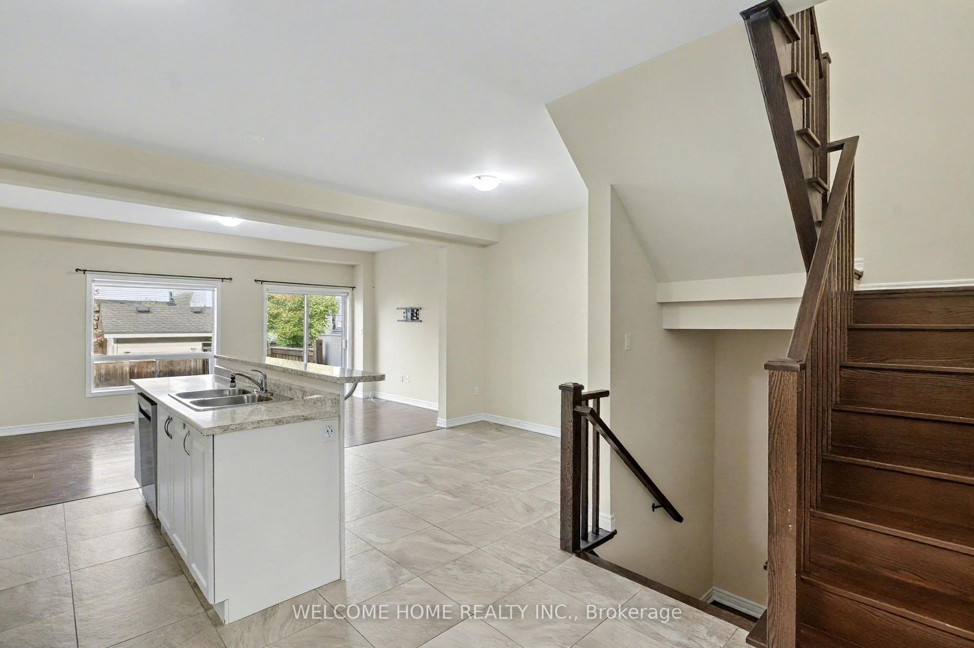 Photo 11 of 65 Bradbury Road, Hamilton, Stoney Creek Mountain — HOMEH